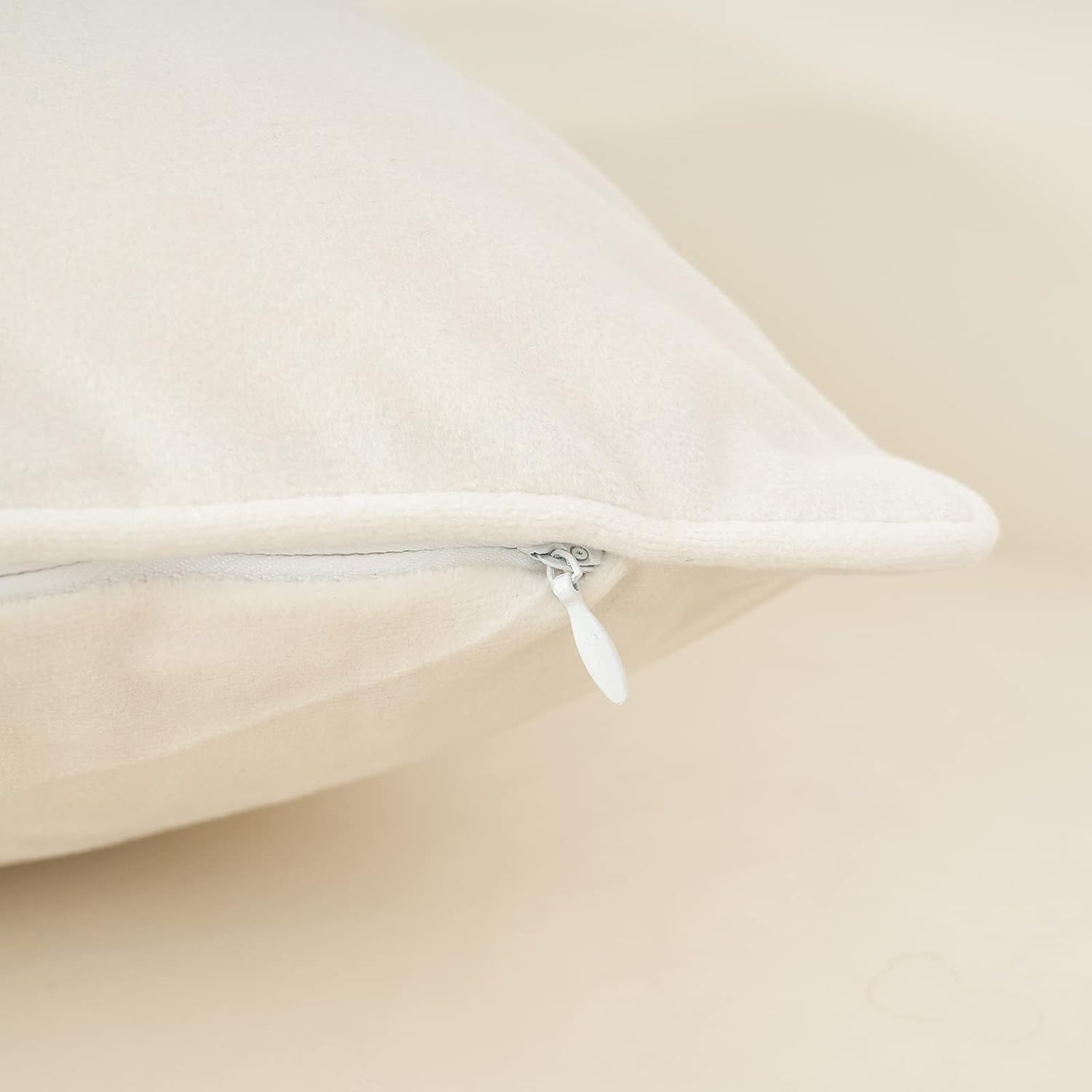 Yangest Beige Twigs Throw Pillow Cover Velvet Branches Velvet Cushion Case Neutral Pillowcase for Sofa Couch Bedroom Living Room Home Decor,20x20 Inch