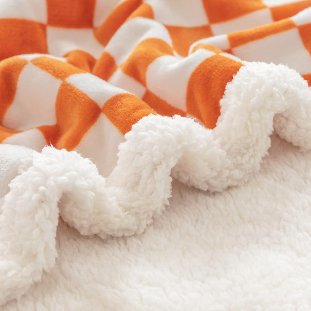 LOMAO Sherpa Throw Blanket Fleece Blanket with Checkered Pattern Soft Thick Blanket for Couch, Bed, Sofa Luxurious Warm and Cozy for All Seasons (Orange, 51"x63")