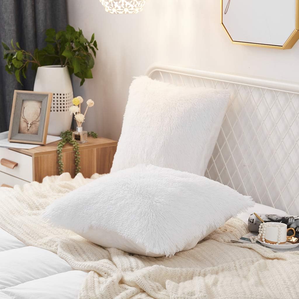 Uhamho Set of 2 Faux Fur Throw Pillow Covers Soft Velvet Decorative Pillowcases Zipper Closure (White, 18" x 18")