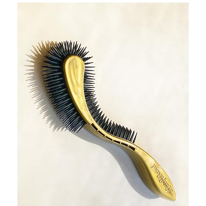 (Gold) Cat Brush is Designed for Comfort, Created for Results. This innovative grooming brush features multi contoured shapes that gently adapt to your cats body for a stress free grooming.