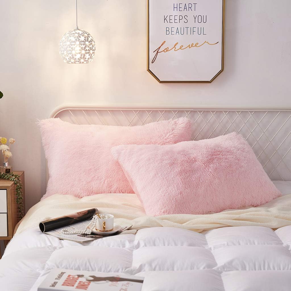 Uhamho Set of 2 King Faux Fur Throw Pillow Covers Fluffy Soft Velvet Decorative Pillowcases Zipper Closure(20 x 36 Inches Pink)