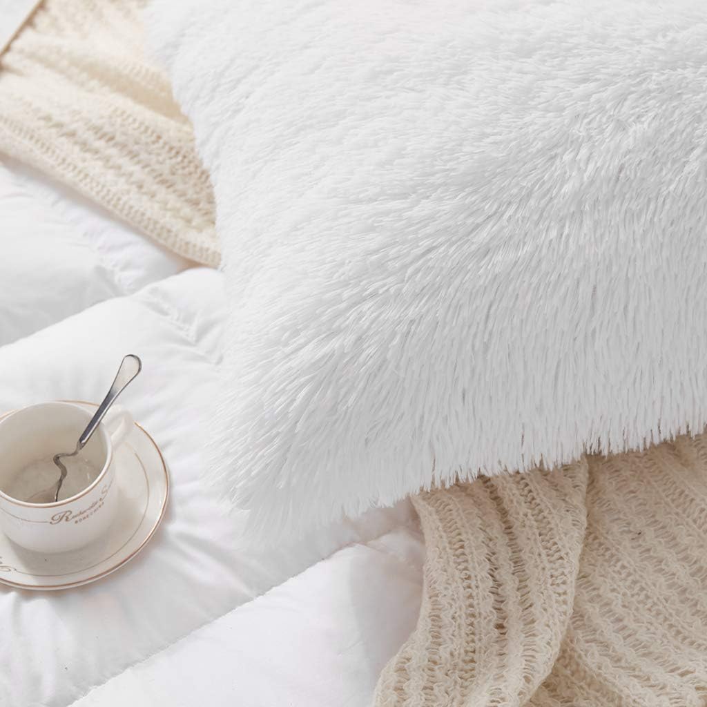Uhamho Set of 2 Standard Faux Fur Throw Pillow Covers Soft Velvet Decorative Pillowcases Zipper Closure (White, 20"x26")