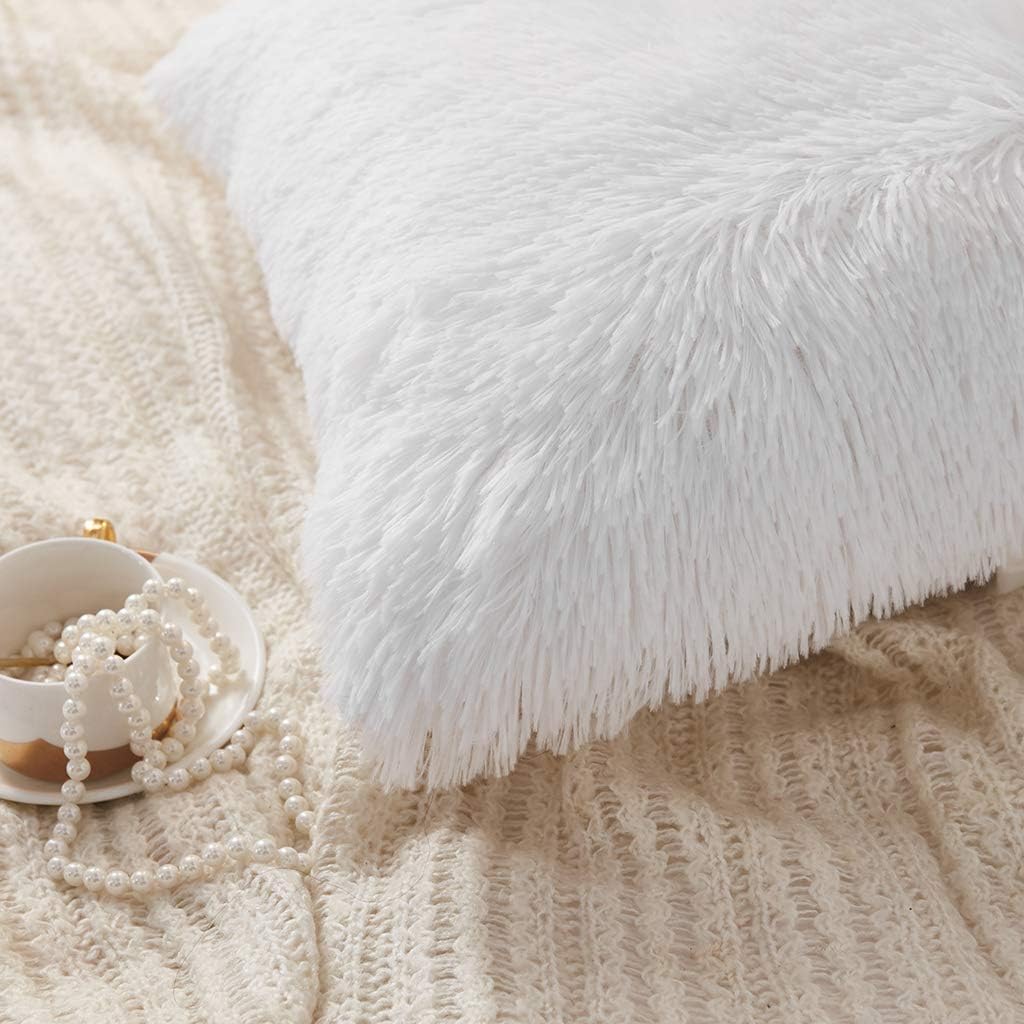 Uhamho Set of 2 Faux Fur Throw Pillow Covers Soft Velvet Decorative Pillowcases Zipper Closure (White, 18" x 18")