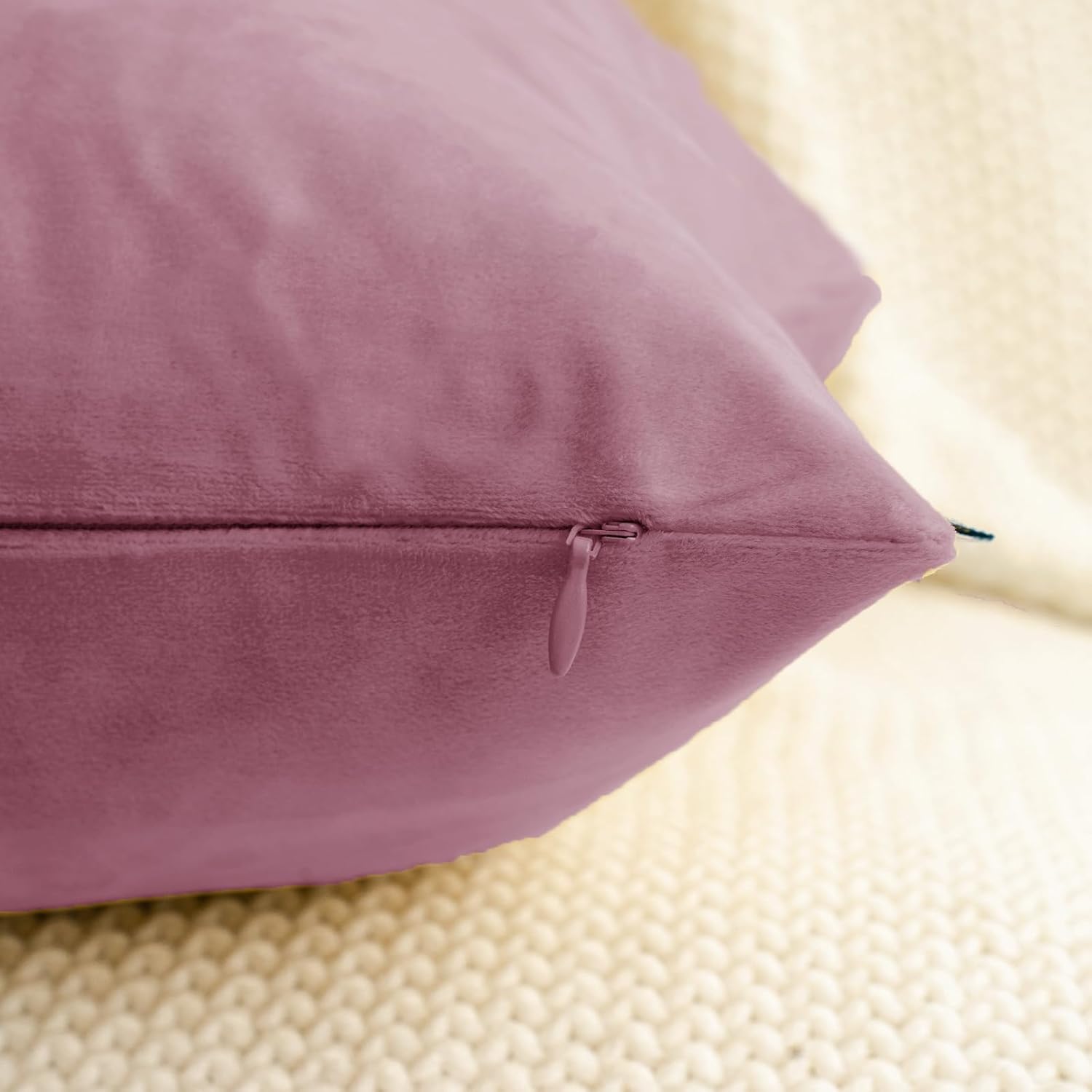 HWY 50 Purple Pink Velvet Throw Pillow Covers 18x18 Inch, Pack of 2 Soft Cozy Solid Decorative Luxury Cushion Cases for Couch Sofa Bed Living Room Bedroom