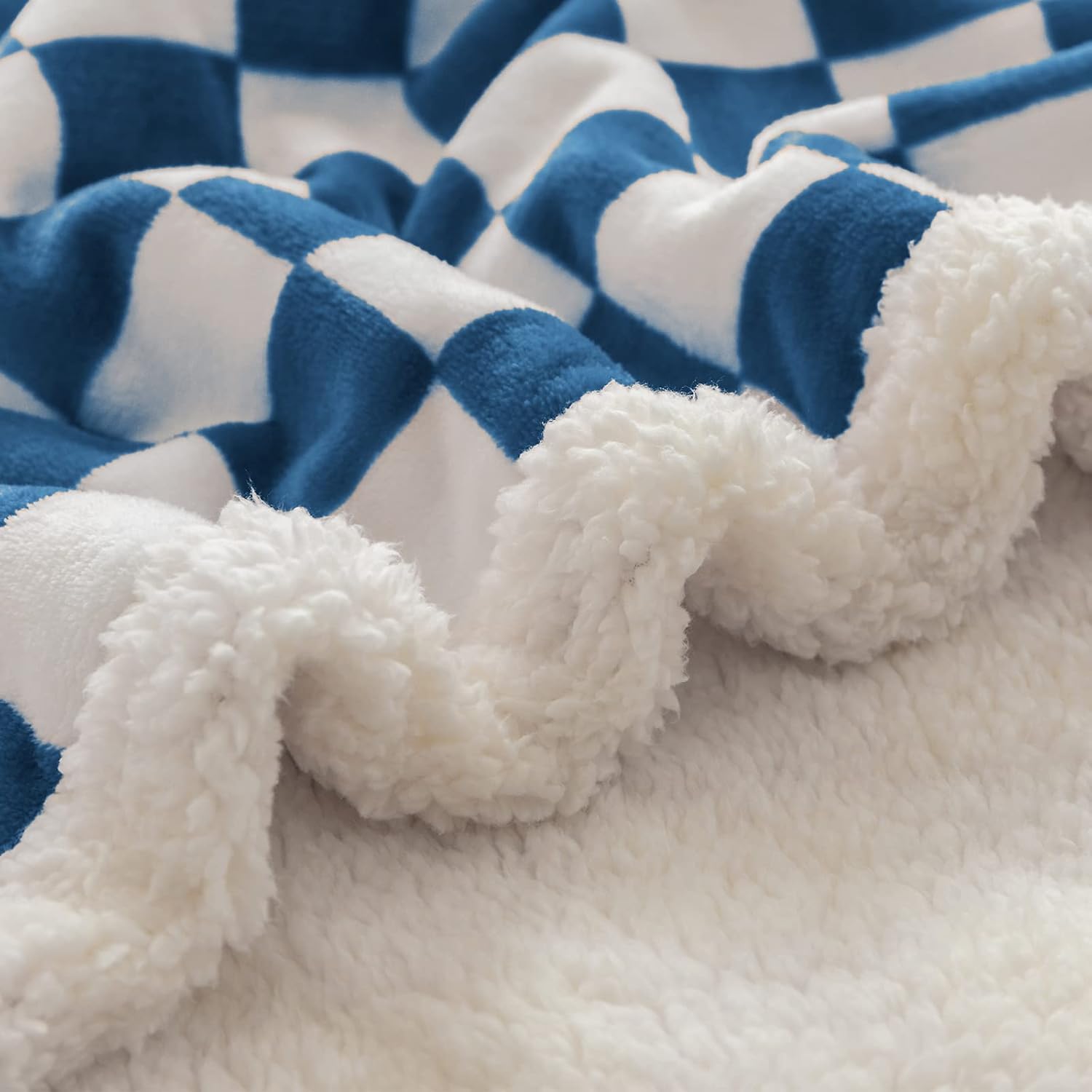 LOMAO Sherpa Throw Blanket Fleece Blanket with Checkered Pattern Soft Thick Blanket for Couch, Bed, Sofa Luxurious Warm and Cozy for All Seasons (Navy, 60"x80")