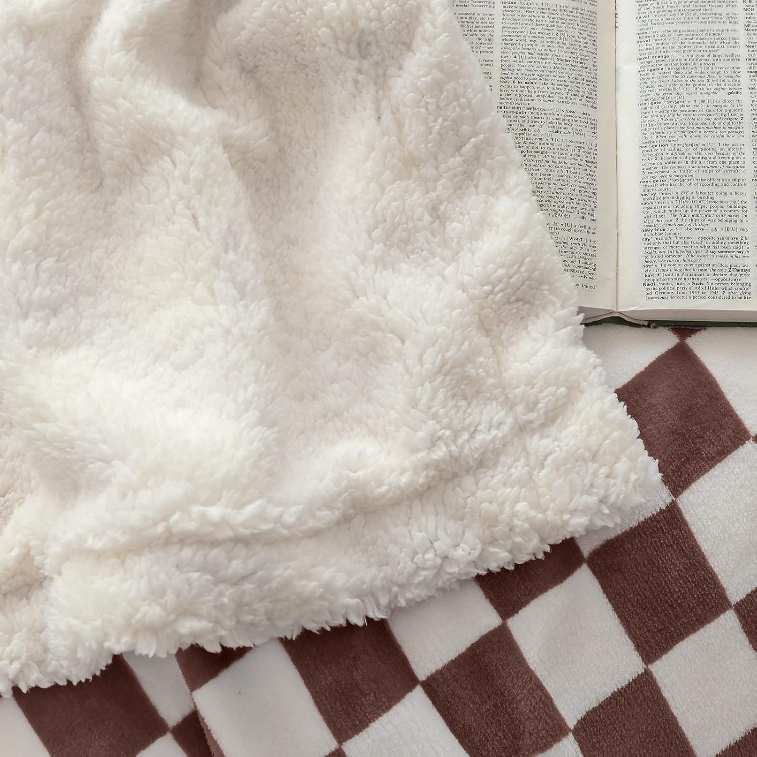 LOMAO Sherpa Throw Blanket Fleece Blanket with Checkered Pattern Soft Thick Blanket for Couch, Bed, Sofa Luxurious Warm and Cozy for All Seasons (Coffee, 51"x63")