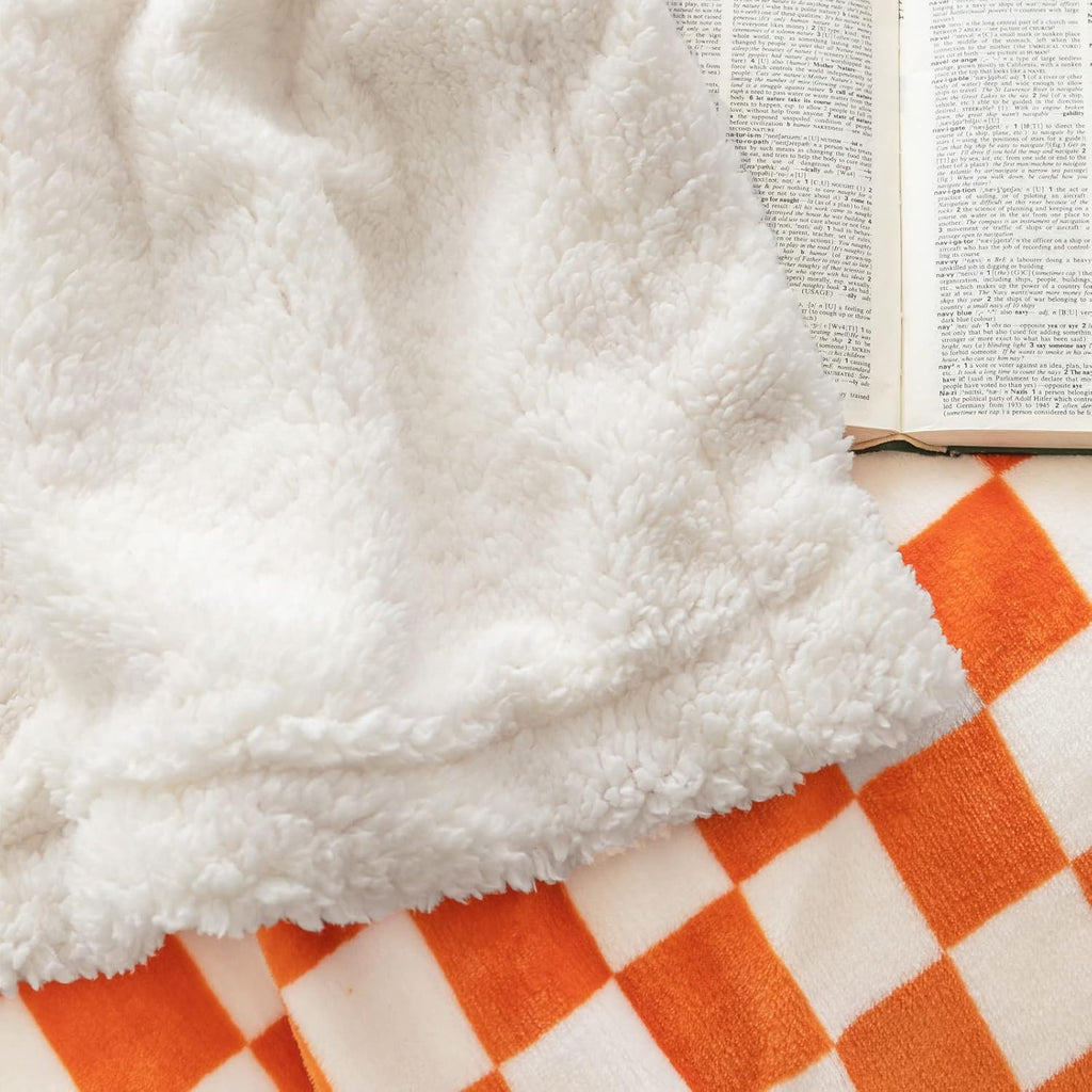 LOMAO Sherpa Throw Blanket Fleece Blanket with Checkered Pattern Soft Thick Blanket for Couch, Bed, Sofa Luxurious Warm and Cozy for All Seasons (Orange, 60"x80")