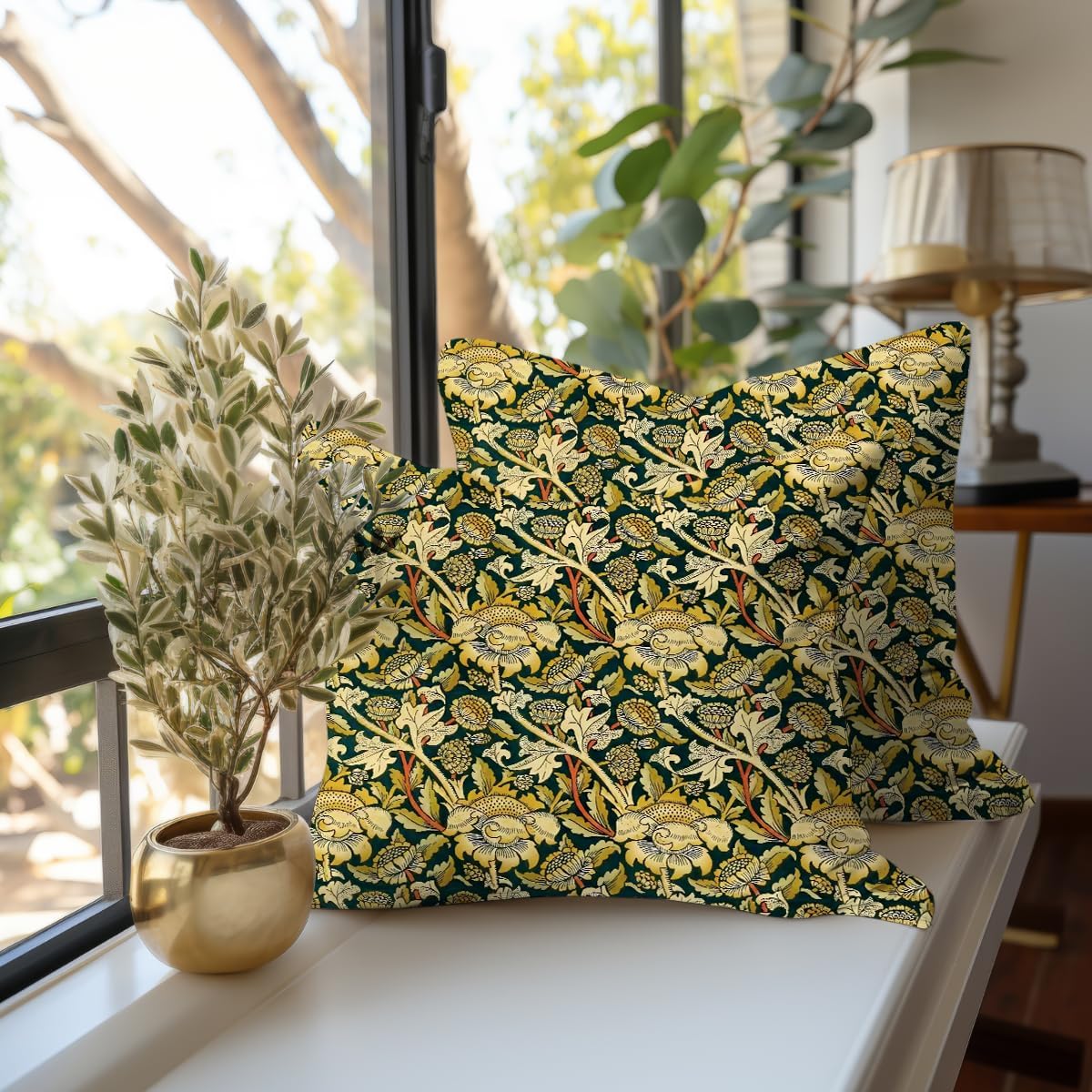 Vintage Flowers Throw Pillow Covers, Set of 2 Floral Pillow Covers, Pillow Covers 18x18, Retro Botanical Bedroom Home Living Room Car Seats Sofa Couch Decor Floral Pillow Cases Pillow Protector