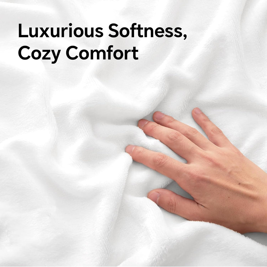 BEDELITE Flannel King Size Pillow Cases Set of 2, Super Soft Fleece Pillowcases with Zipper for Bedroom, Sofa, Couch,Luxury Cozy Fuzzy Velvet Pillow Shams for All Seasons(20x36 Inches,Bright White)