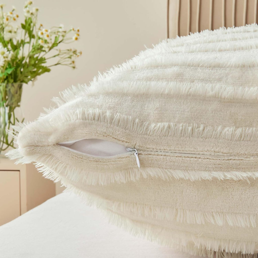 BEDELITE Body Pillow Cover with Zipper Closure, Decorative Boho Fleece Pillowcase 20 x 54 Inches, Luxury Fluffy Plush Long Body Pillow Pillowcase for All Seasons(Beige-Boho)