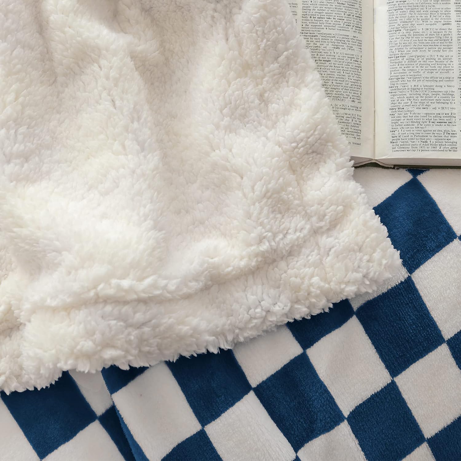 LOMAO Sherpa Throw Blanket Fleece Blanket with Checkered Pattern Soft Thick Blanket for Couch, Bed, Sofa Luxurious Warm and Cozy for All Seasons (Navy, 51"x63")
