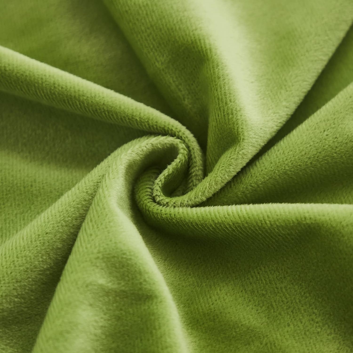 Uhamho Set of 2 Standard Faux Fur Throw Pillow Covers Soft Velvet Decorative Pillowcases Zipper Closure (Apple Green, 20"x26")