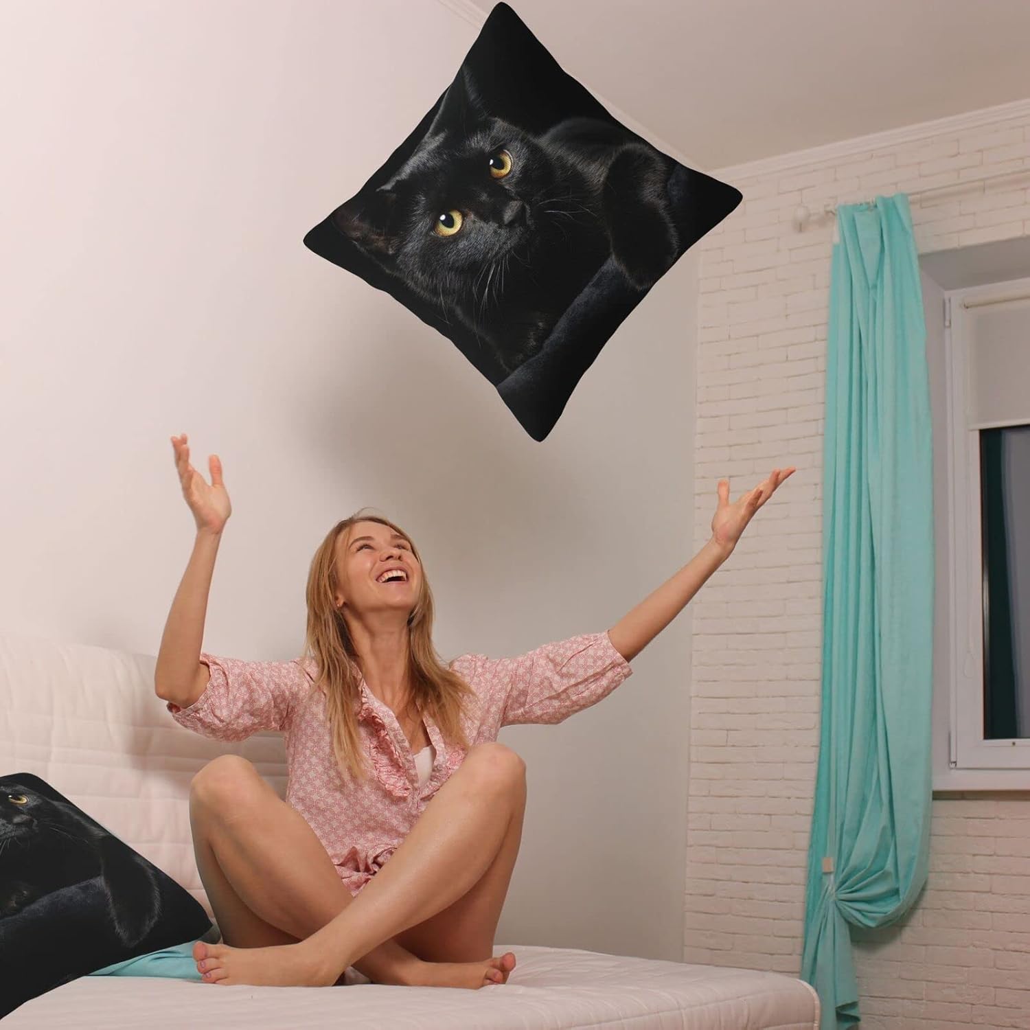 Black Cat Throw Pillow Covers Decorative Linen Pillow Cases Set of 2 Square Cushion Cover for Couch Sofa Bedroom Patio 18x18 Inch