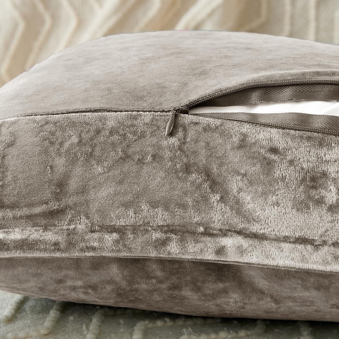 Luxurious Velvet Throw Pillow Covers 20x20 Set of 2 Decorative Pillow Covers Solid Square Cushion Case for Sofa Couch Bedroom Farmhouse, Brown