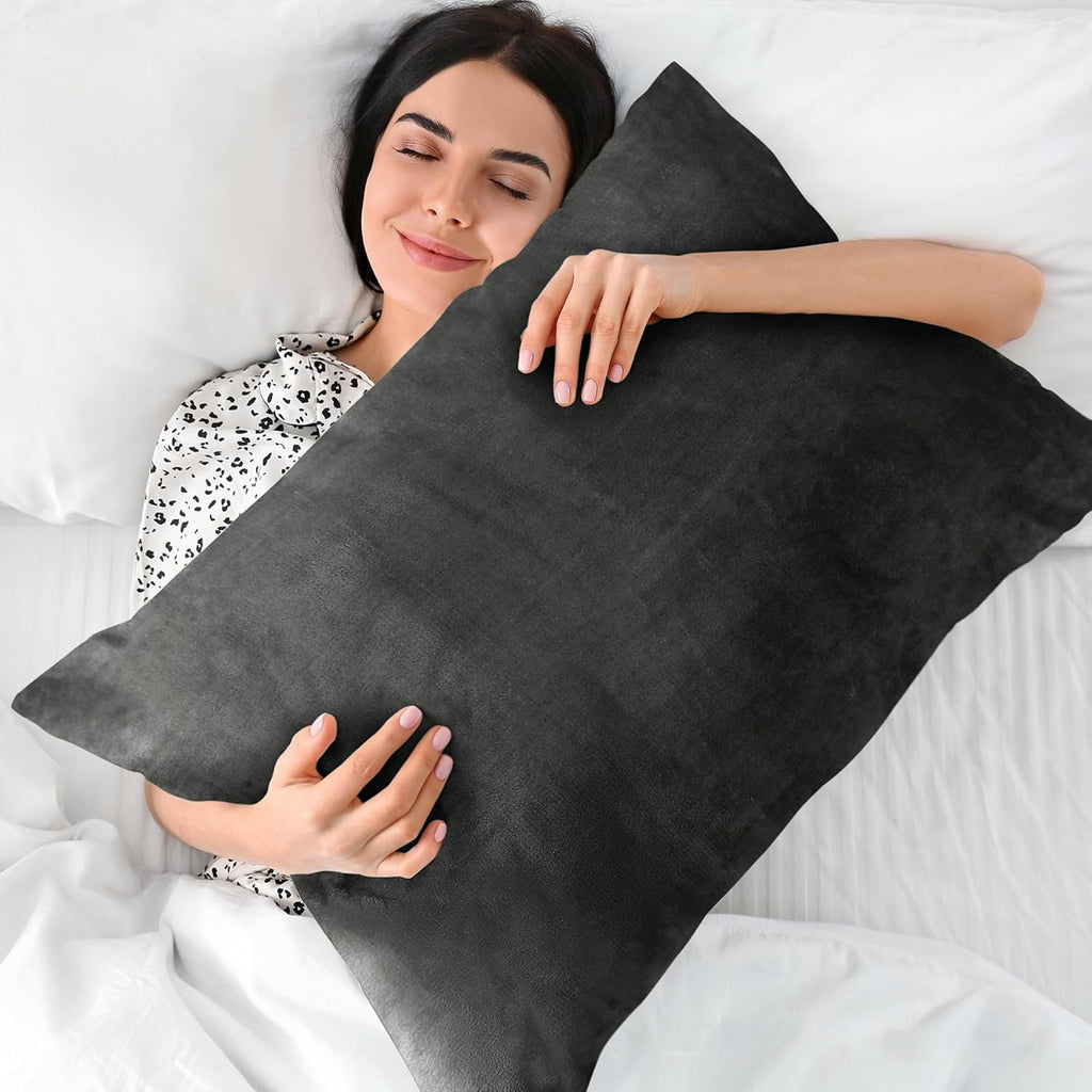 BEDELITE Flannel King Size Pillow Cases Set of 2, Super Soft Fleece Pillowcases with Zipper for Bedroom, Sofa, Couch,Luxury Cozy Fuzzy Velvet Pillow Shams for All Seasons(20x36 Inches,Dark Gray)