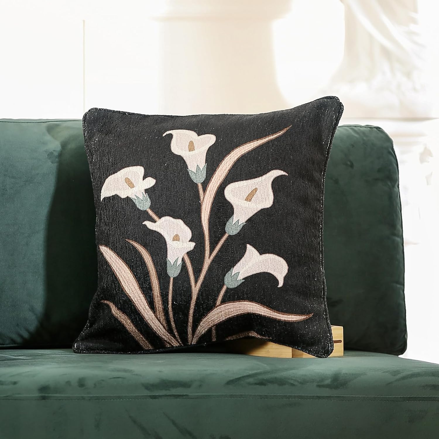 Black Throw Pillow Covers,Elegant Floral White Calla Lily Pattern Linen Pillowcases,Decorative Square Pillow Covers Cushion Covers for Couch Bed Sofa Chair 18x18 Inches