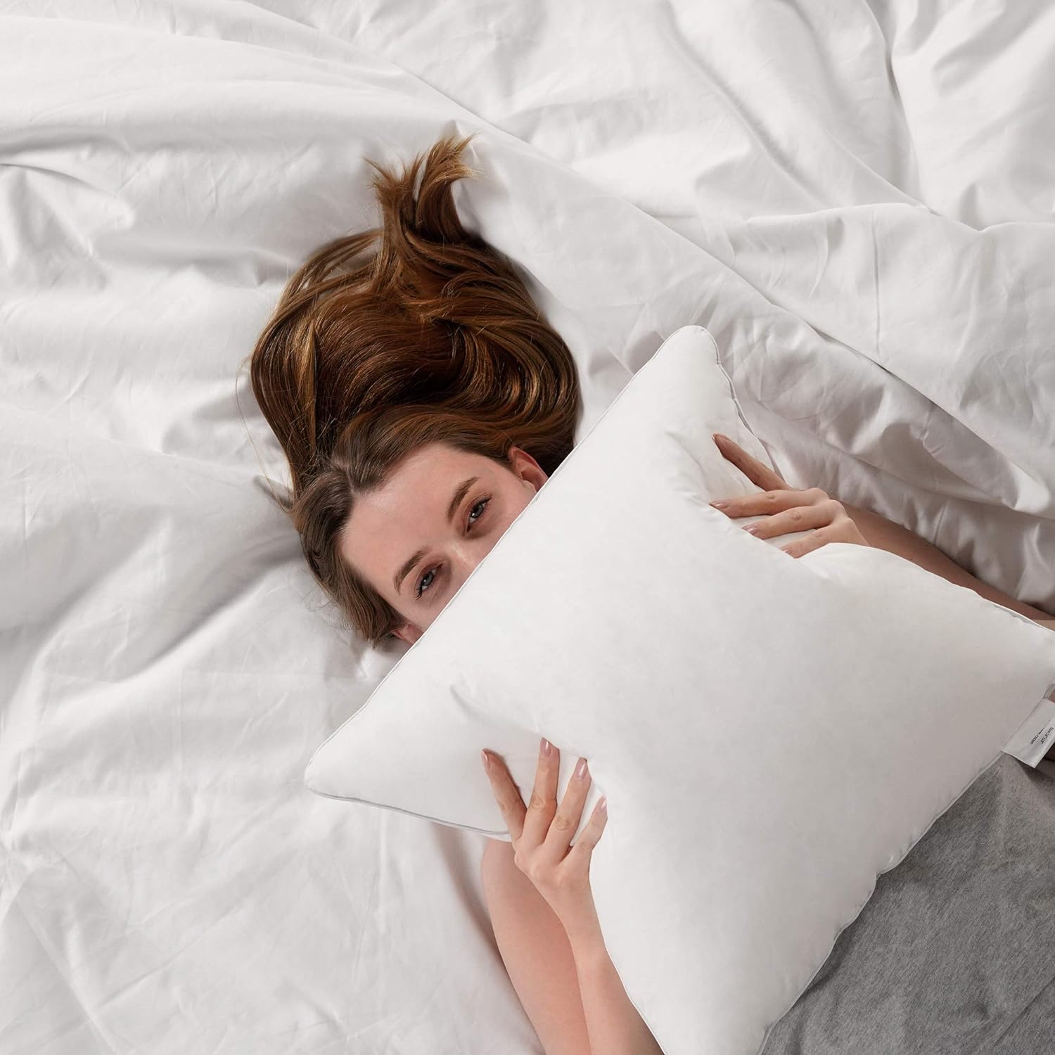 Oubonun 22"x22" Pillow Inserts (Set of 4) - 100% Cotton Cover, Square Throw Pillow Inserts for Couch, Sofa, Bed - Decorative 22 Inch White Pillow Inserts