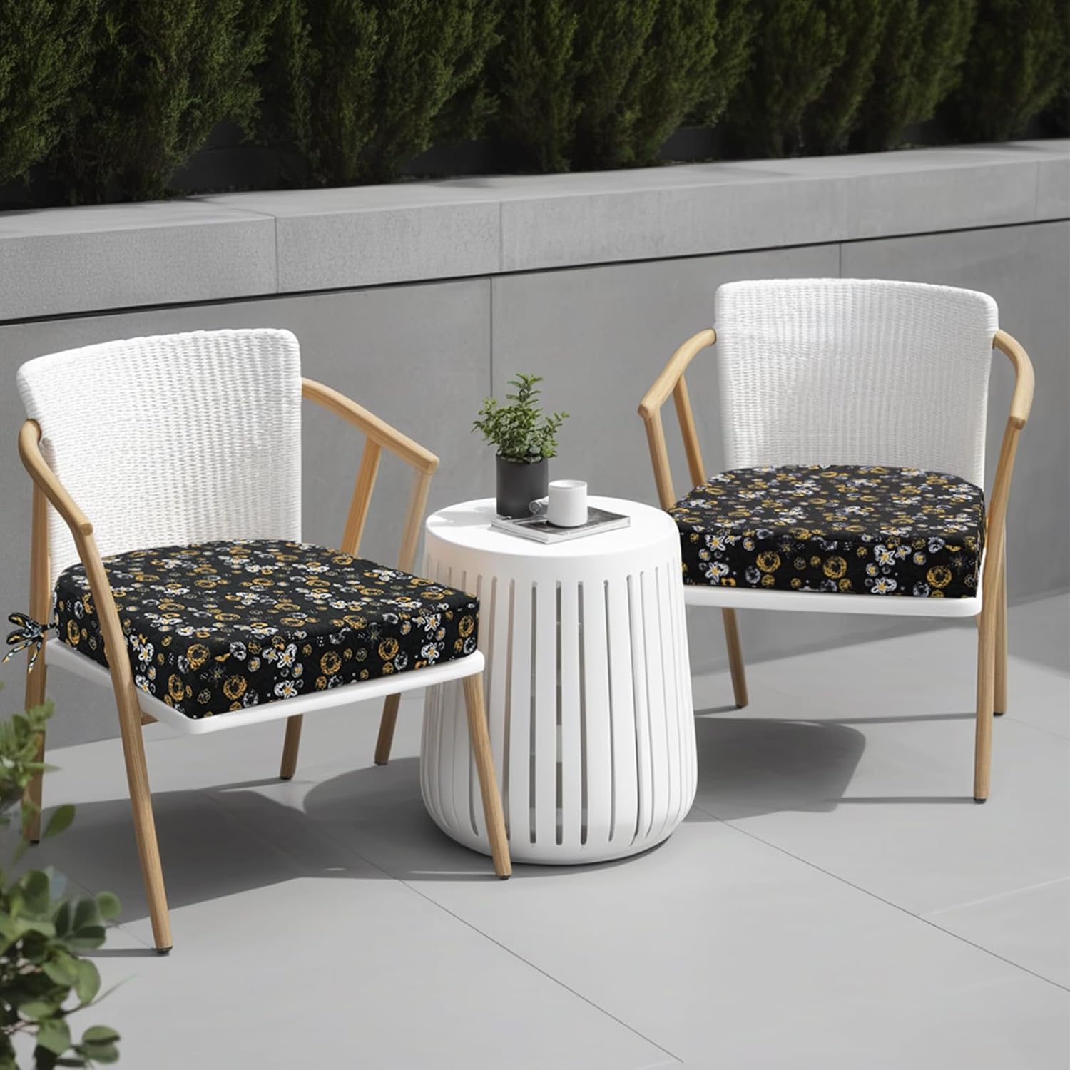 idee-home Outdoor Chair Cushions Set of 4, Thick 17" x 17" x 3" Outdoor Seat Cushions Patio Furniture Waterproof with Ties, Dining Pads