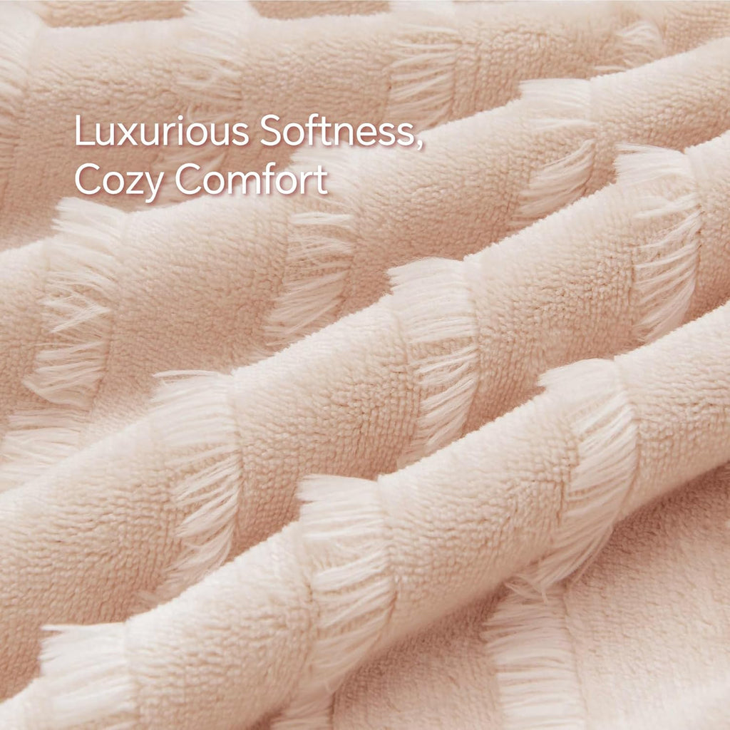 BEDELITE Velvet Pillow Covers 26x26 with Zipper, 2 Pack Super Soft Square Pillow Covers for Bedroom, Sofa, Luxury Cozy Fleece Pillowcases for All Seasons(26x26 Inches, Coral-Boho)