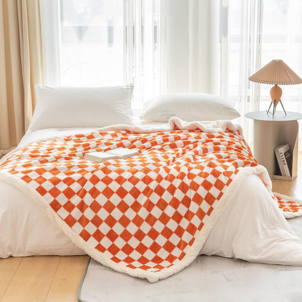 LOMAO Sherpa Throw Blanket Fleece Blanket with Checkered Pattern Soft Thick Blanket for Couch, Bed, Sofa Luxurious Warm and Cozy for All Seasons (Orange, 60"x80")