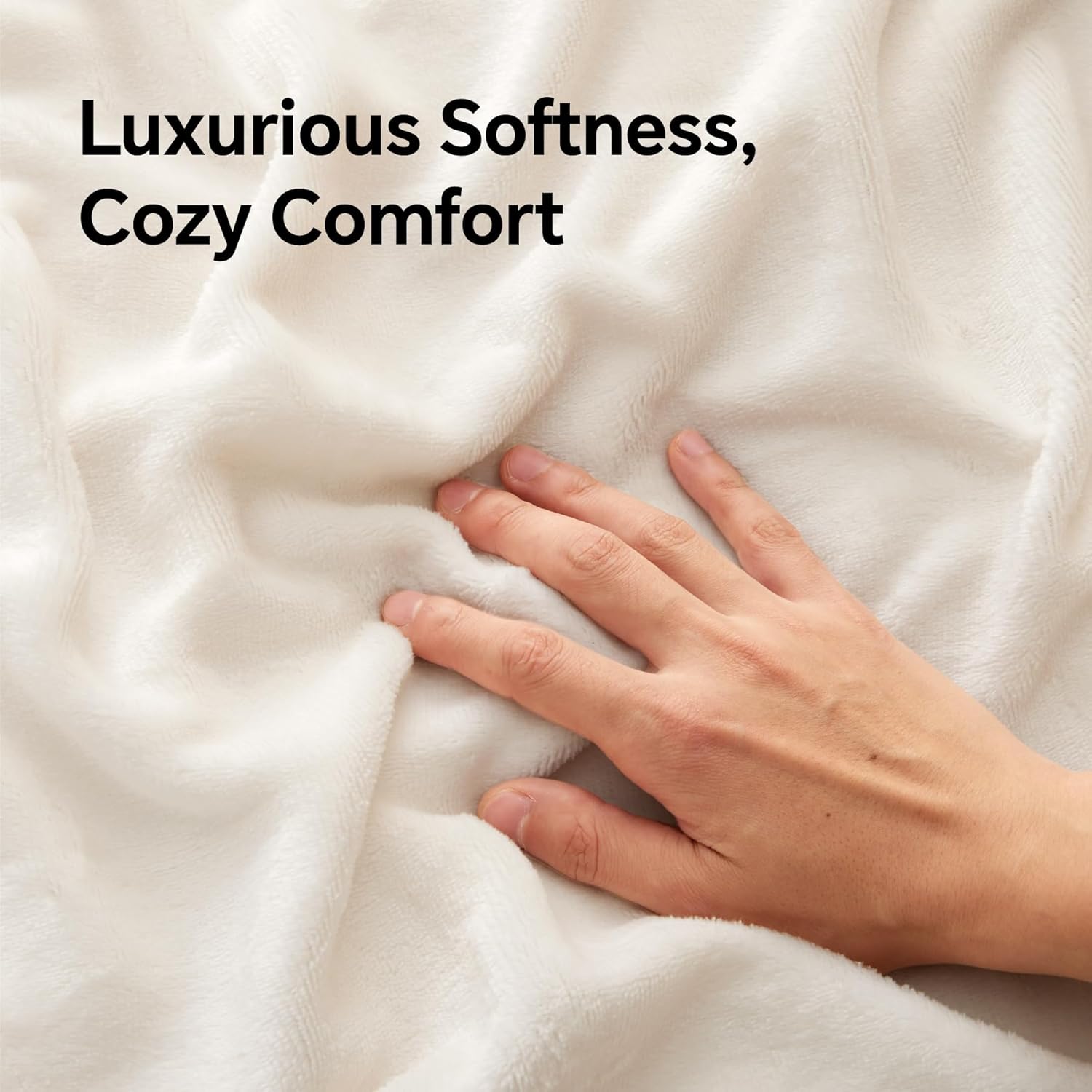 BEDELITE Flannel Pillow Cases Queen Size Set of 2, Super Soft Fleece Pillowcases with Zipper for Bedroom, Sofa, Luxury Cozy Fuzzy Velvet Pillow Shams for All Seasons(20x30 Inches, Off White)