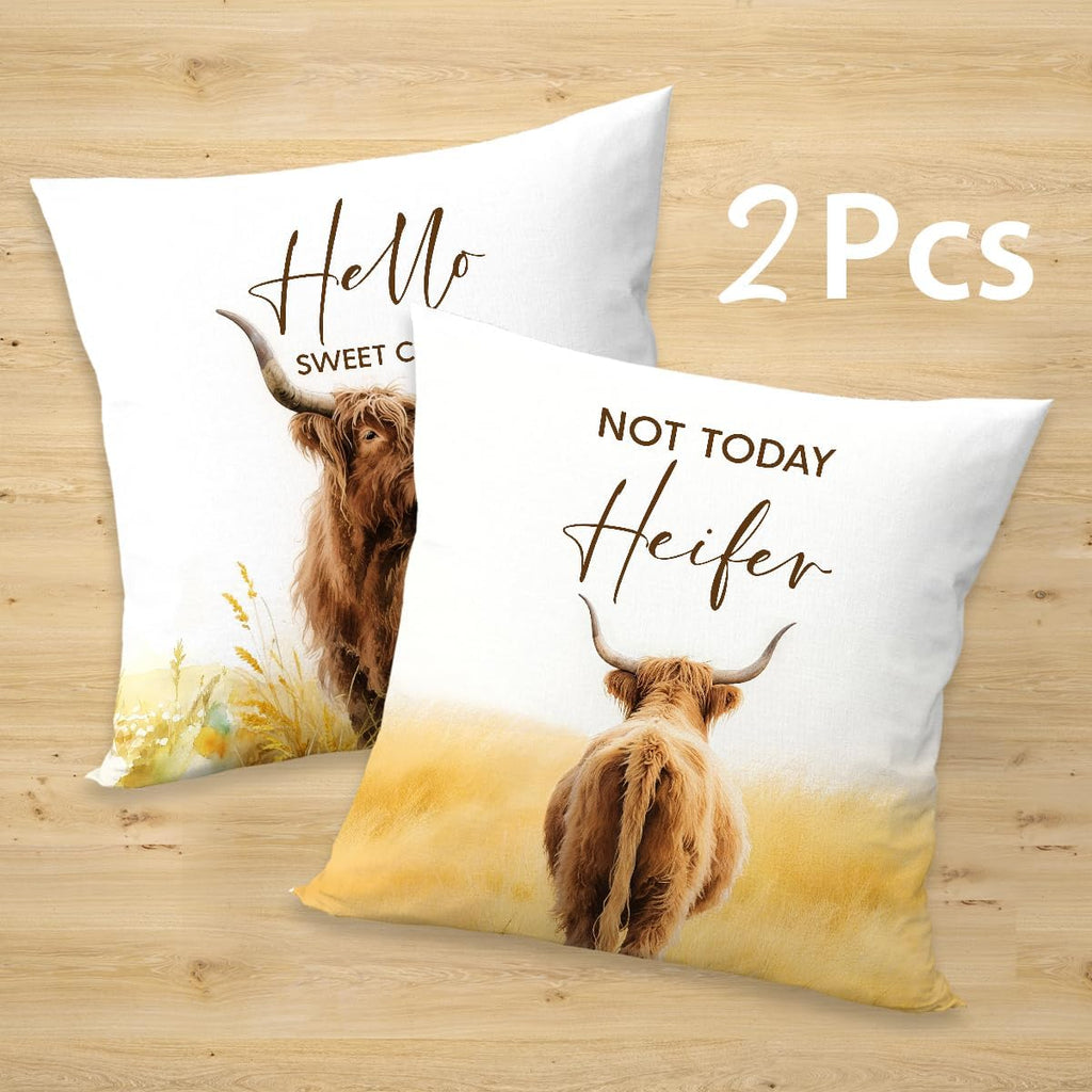 2 Pcs Highland Western Cow Decor Throw Pillow Cases, Farm Square Decorative Pillow Cover, Linen Decorations Cushion Case for Sofa Couch for Couch Sofa Bed Bedroom Living Room Office Home Decor