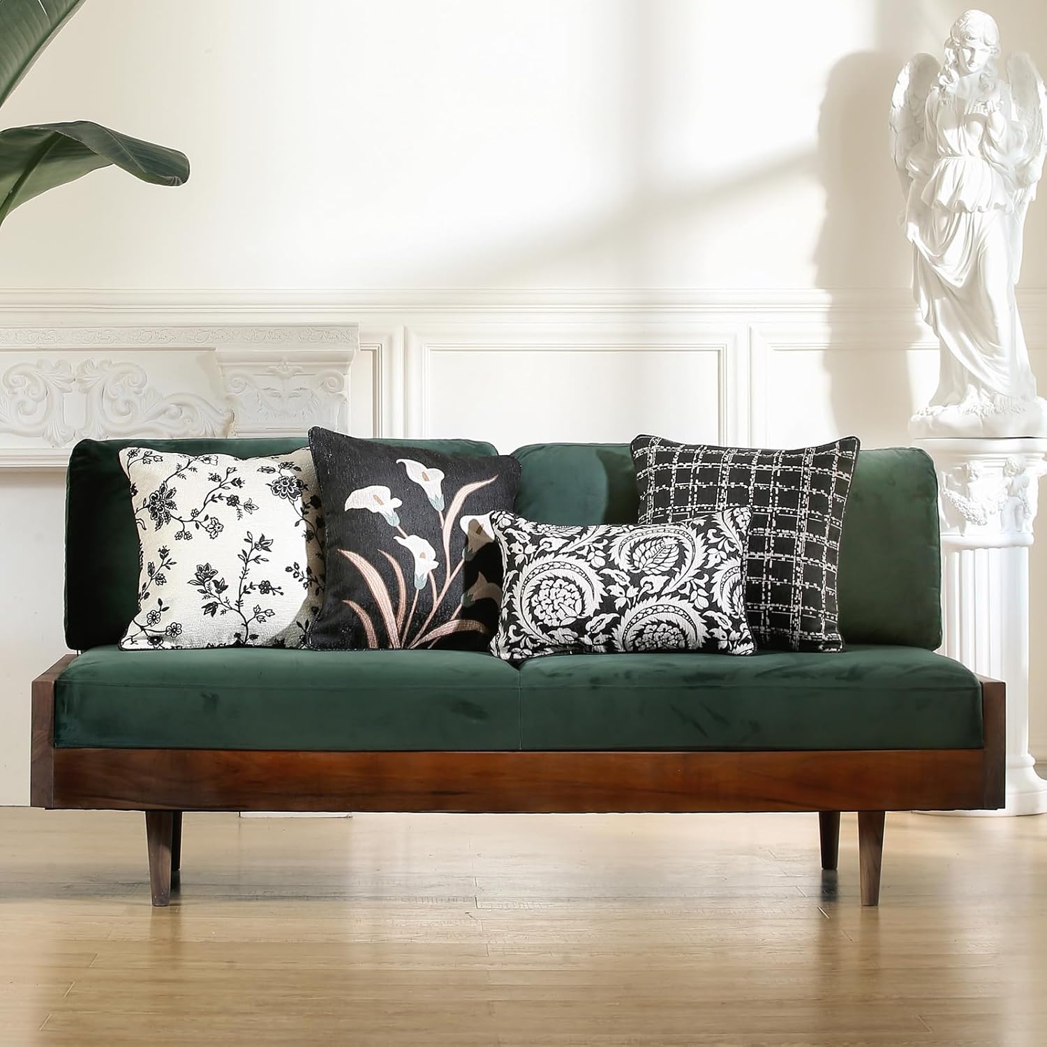 Throw Pillow Covers Set of 2,Classic Black and White Floral Elegant French Linen Pillowcases,Decorative Square Pillow Covers Cushion Covers for Couch Bed Sofa Chair 18x18 Inches