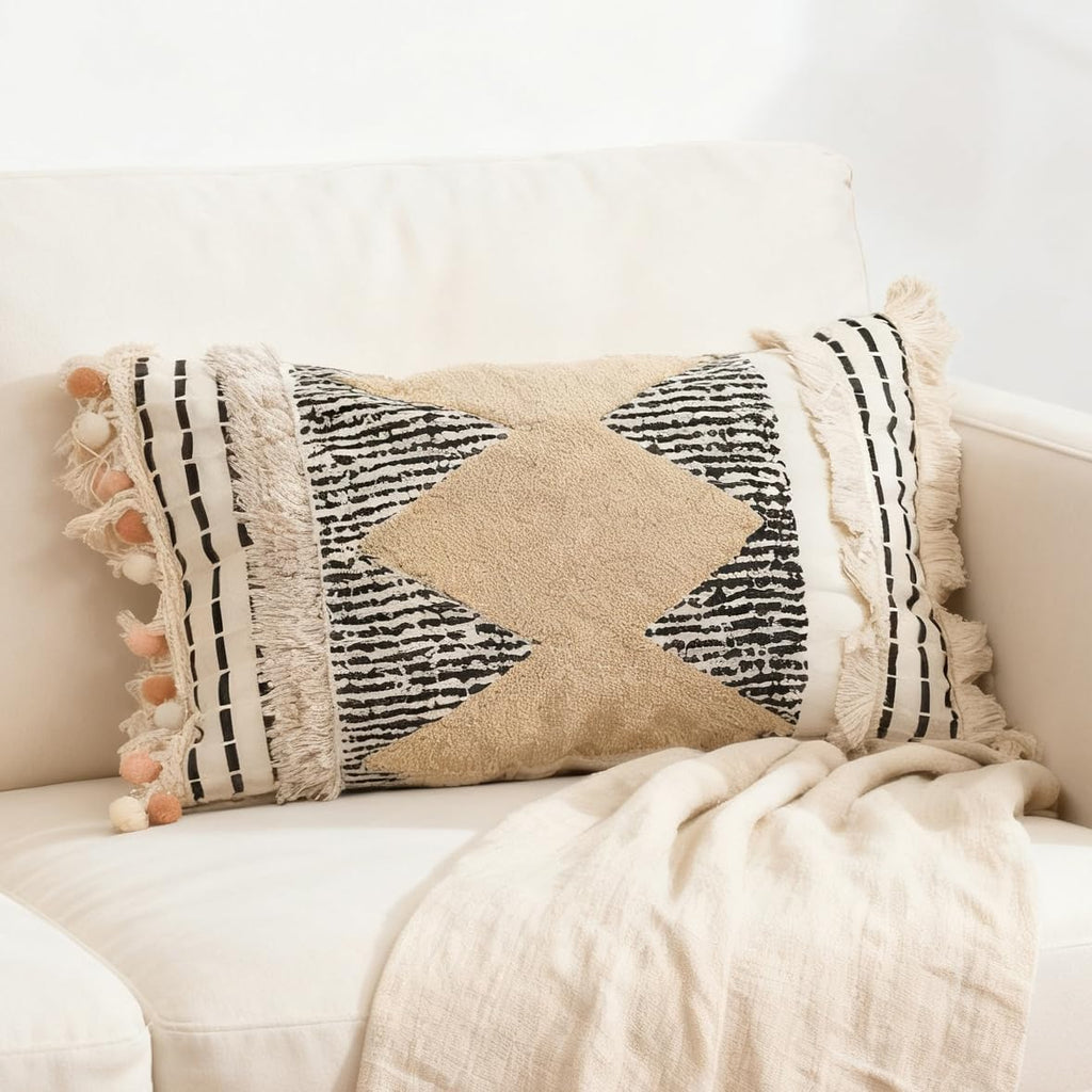 1Pc Boho Textured Lumbar Pillow Cover 12x 20, Diamond Woven Tufted Farmhouse Neutral Decorative Linen Pillow Cushion Case,Geometric Home Decor for Outdoor Couch Bedroom Car Black and White