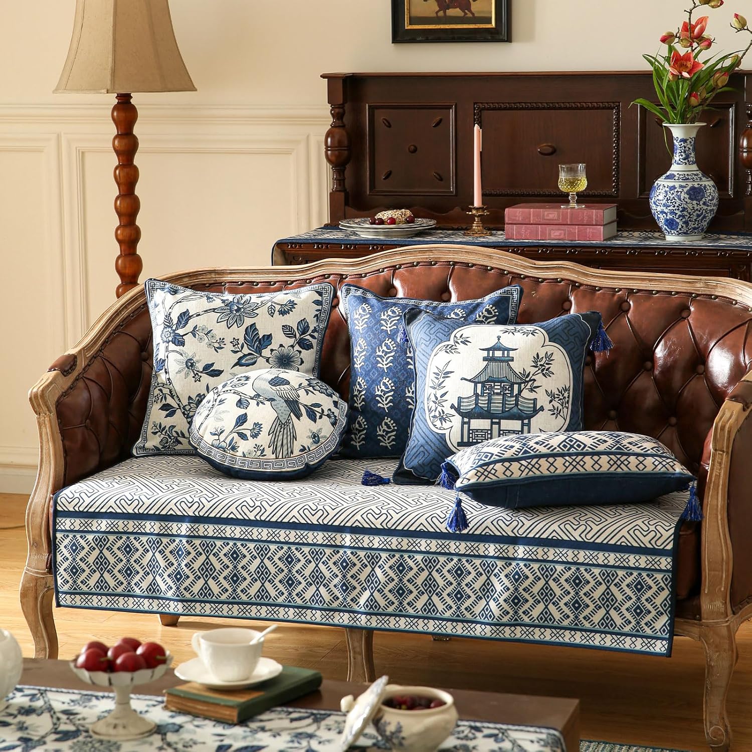 Chinoiserie Throw Pillow Covers Set of 2,Classic Chinoiserie Blue and White with Birds Pattern Linen Pillowcases,Decorative Round Cushion Covers for Couch Bed Car,Diameter 16"