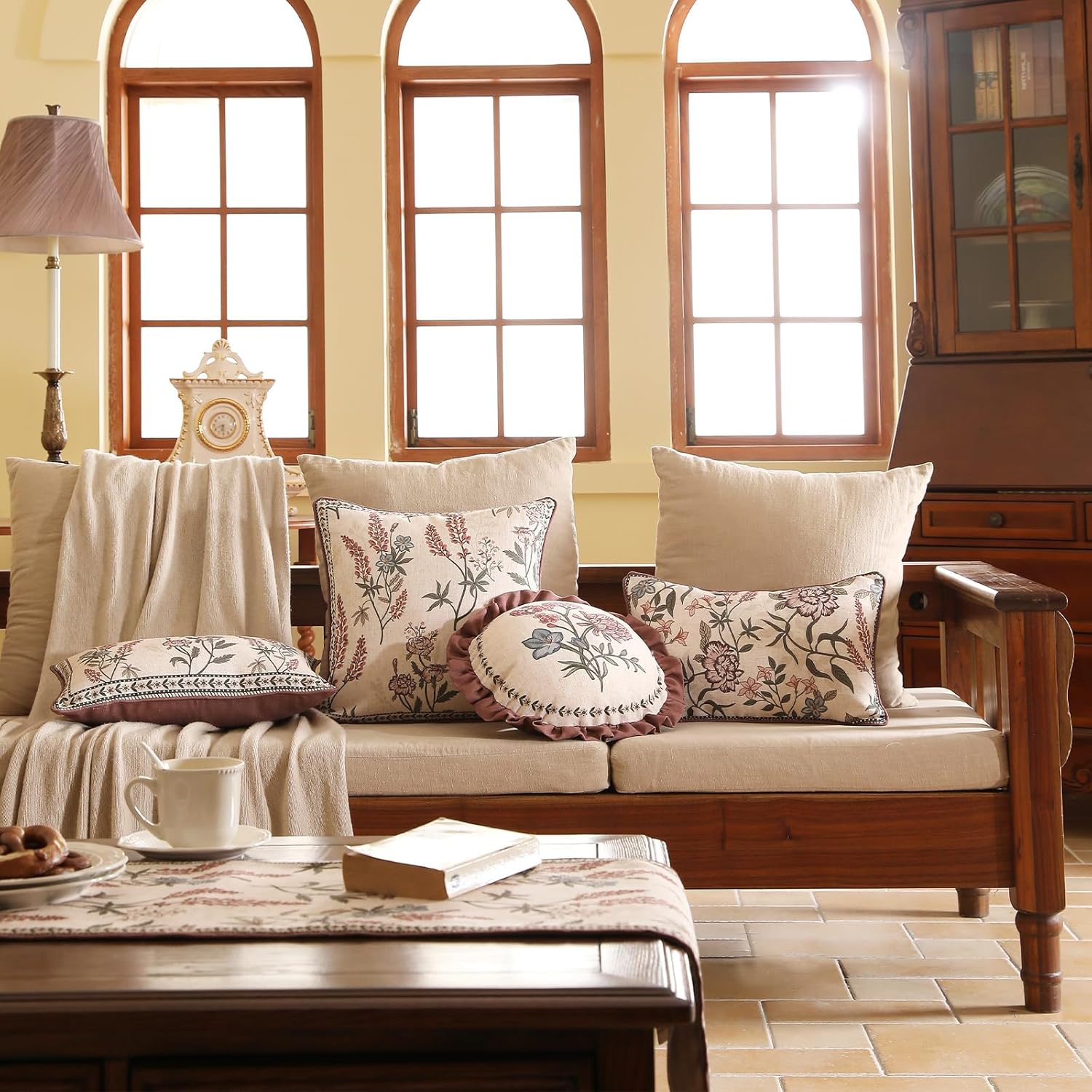 ISAENNE Design Linen Vintage Throw Pillow Covers 12"x20", Rectangle Cushion Covers with Blue Pink Flowers Green Leaves Pattern Decoration Pillowcases for Bed,Living Room,Outdoor,Car