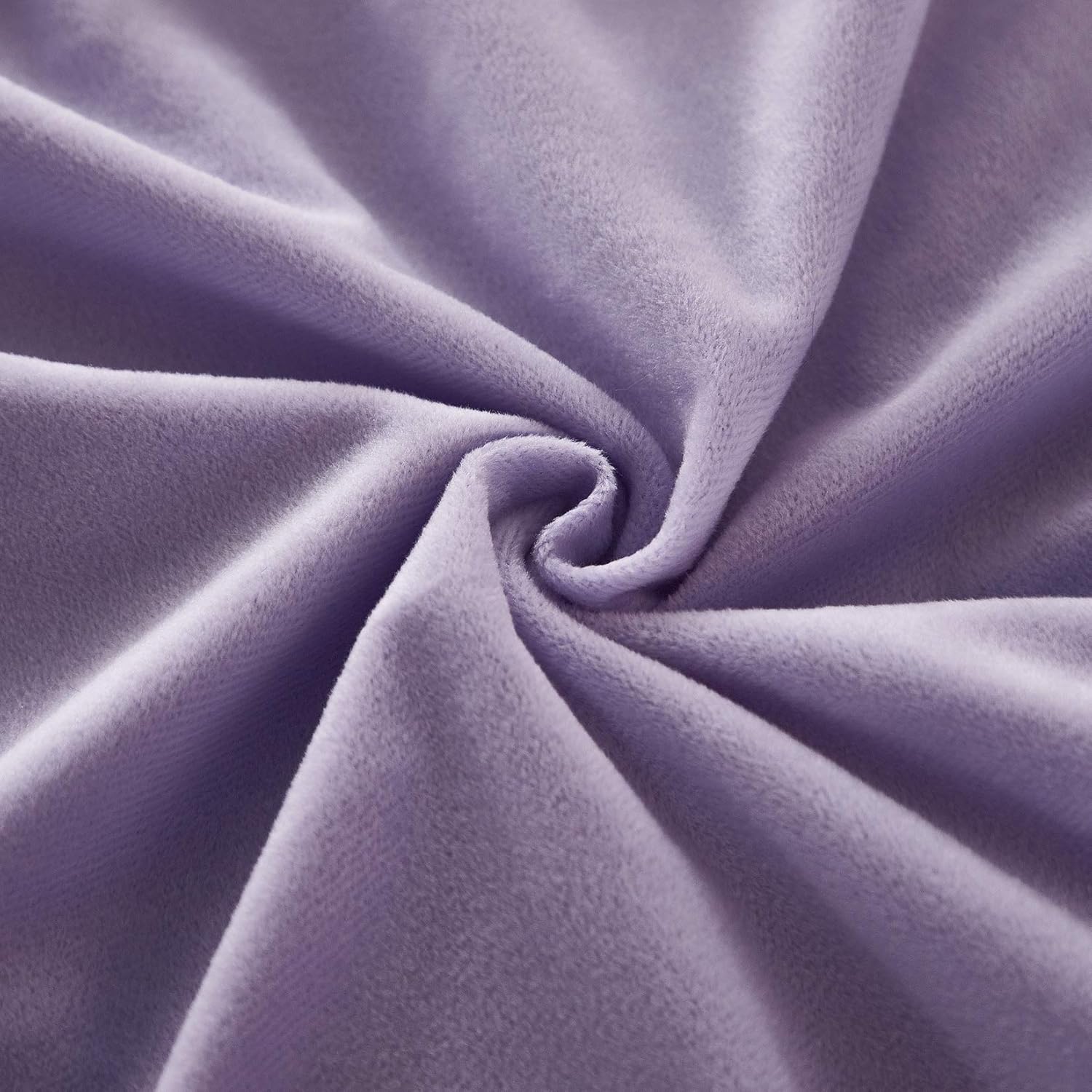 Uhamho Set of 2 Faux Fur Throw Pillow Covers Soft Velvet Decorative Pillowcases Zipper Closure (Lilac, 20"x36")