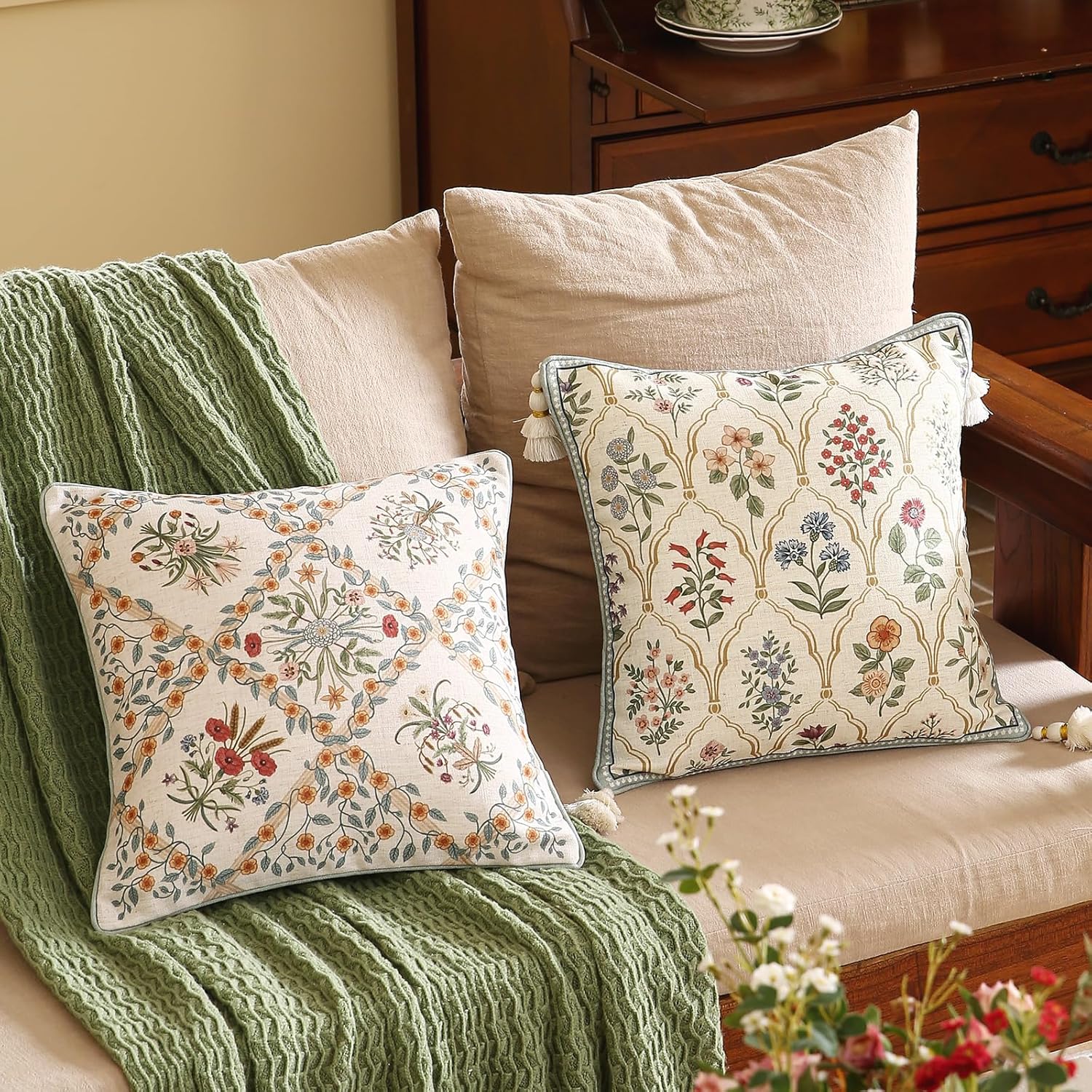 ISAENNE Design Linen Throw Pillow Covers 18"x18", Square Farmhouse Cushion Covers with Red Pink Yellow Watercolor Wildflower Pattern Decor Pillowcases for Bed,Living Room,Outdoor,Car