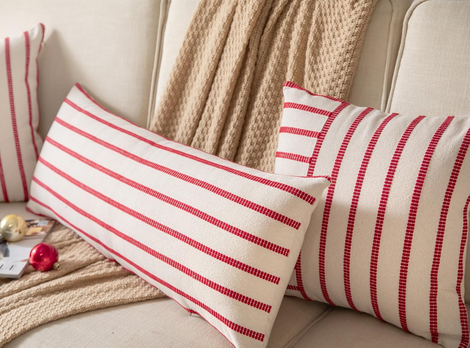 Caflife Christmas Lumbar Pillow Covers 14x36, Pack of 1, Farmhouse Boho Decorative Sofa Pillowcase, Christmas Body Red Lumbar Pillow Covers for Couch and Bed, Living Room Home Cushion Decor