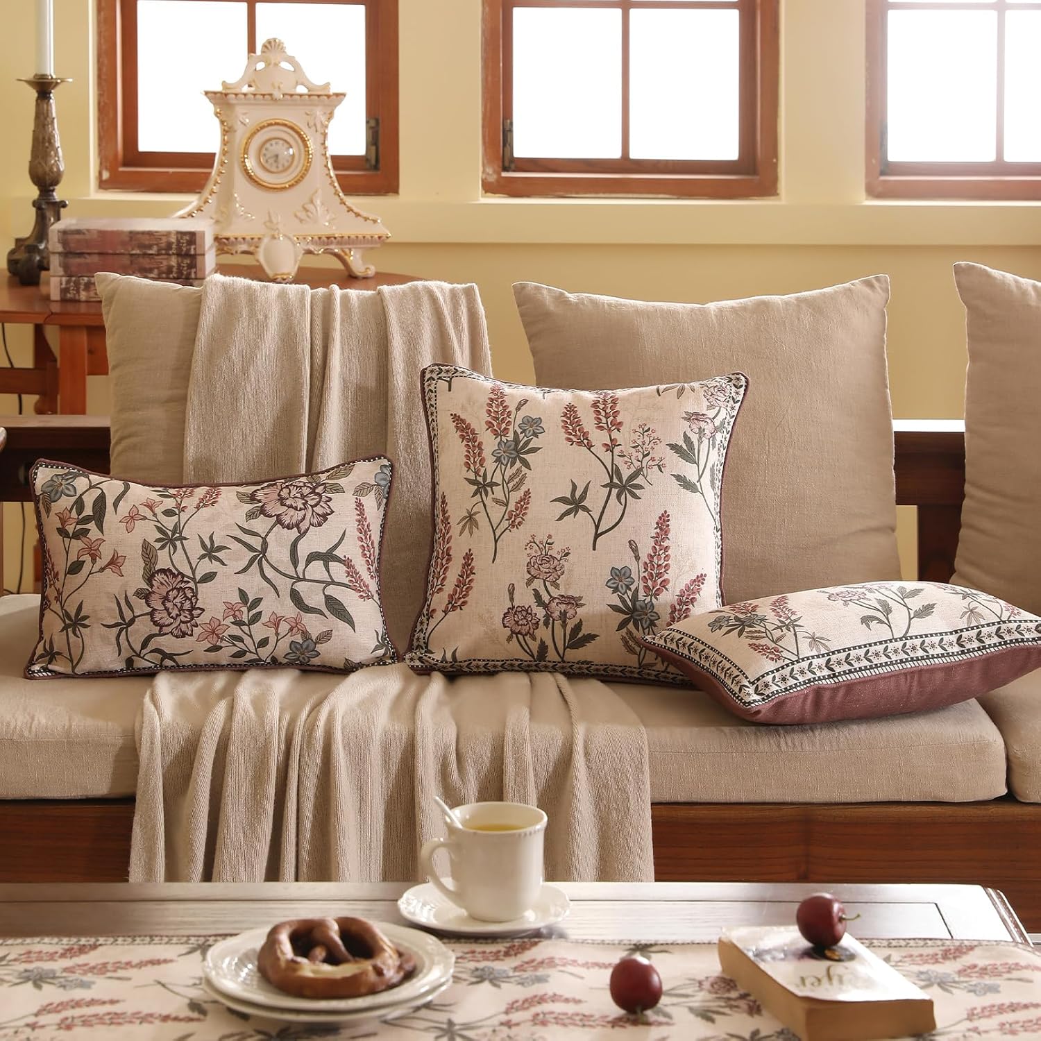 ISAENNE Design Linen Vintage Throw Pillow Covers 12"x20", Rectangle Cushion Covers with Blue Pink Flowers Green Leaves Pattern Decoration Pillowcases for Bed,Living Room,Outdoor,Car