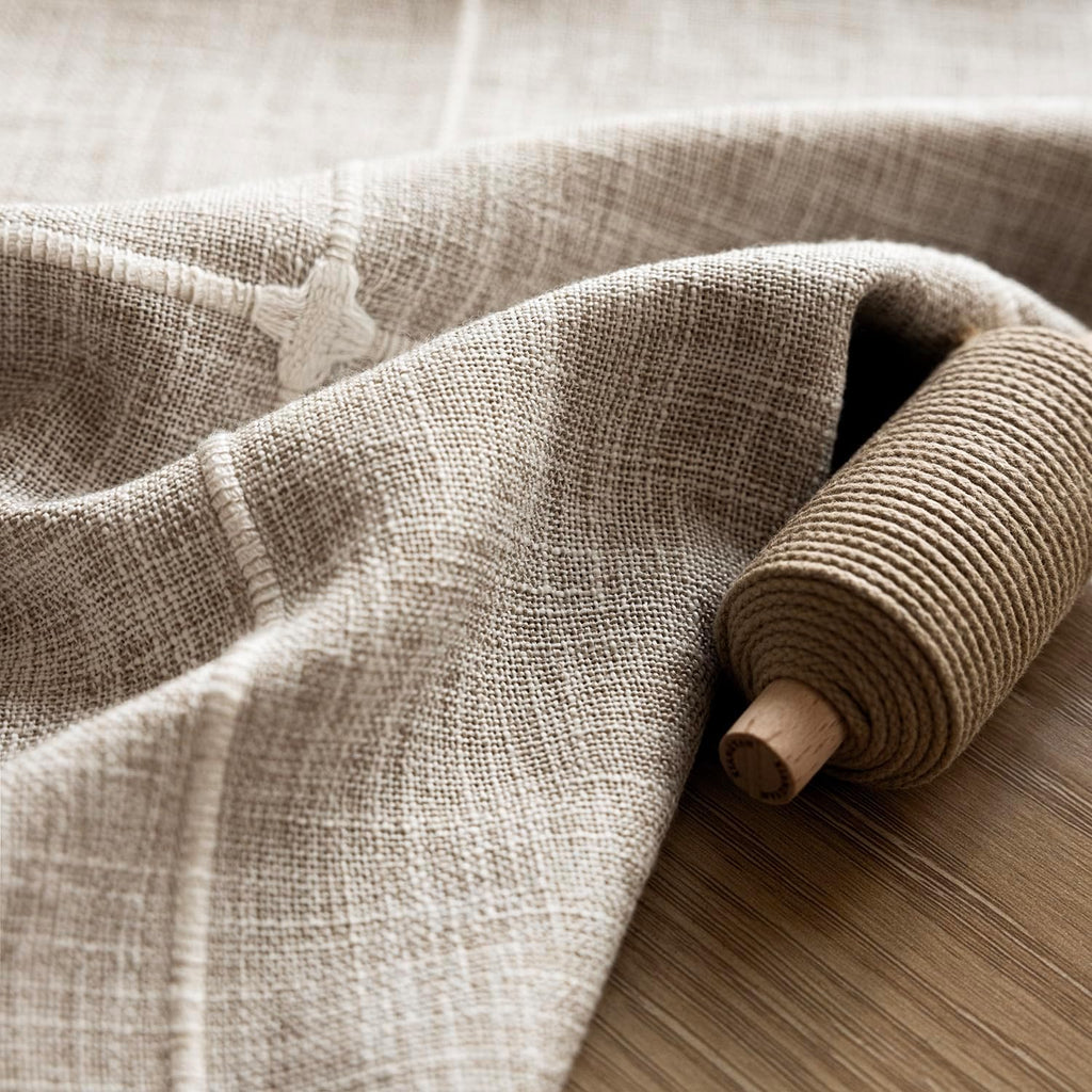 Foindtower Pack of 2 Decorative Faux Linen Jacquard Check Throw Pillow Covers Farmhouse Cushion Cover with Grid Textured Accent Pillowcase for Couch Sofa Bed Living Room Home Decor,18×18 Inch,Beige