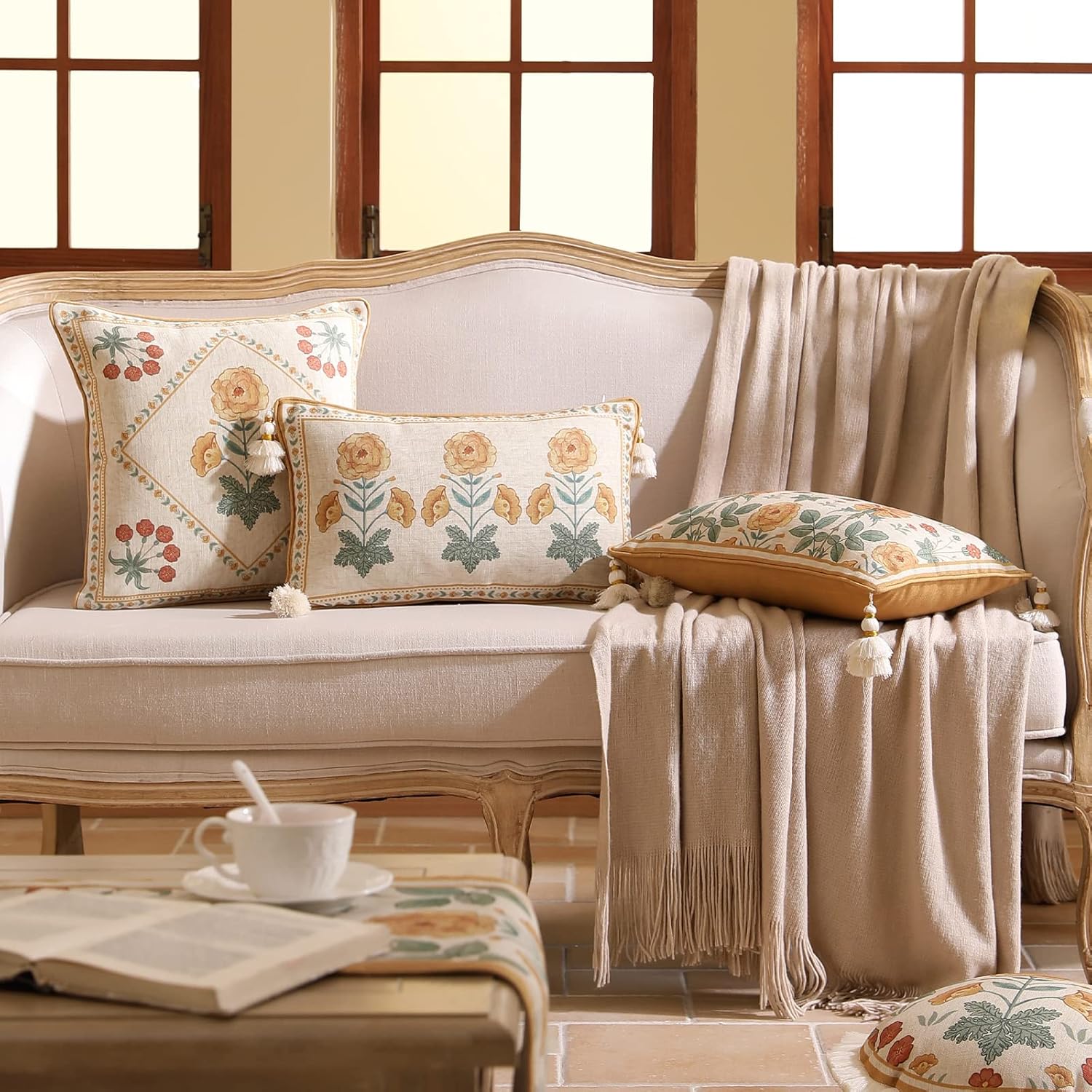 patdrea Designer Rectangle Throw Pillow Covers for Couch 12"x20",Vintage French Linen with Beige Daisy Floral Pattern and White Pendant,Farmhouse Decorative Lumbar Cushion for Bed,Living Room