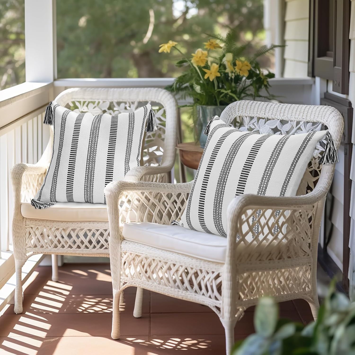 Smile Bee Boho Outdoor Couch Throw Pillow Covers Set of 2, Decorative Thick Woven Striped Accent Neutral Pillow Covers with Tassels for Bed Sofa Home Decor, 18x18 Inch, Black and Cream White