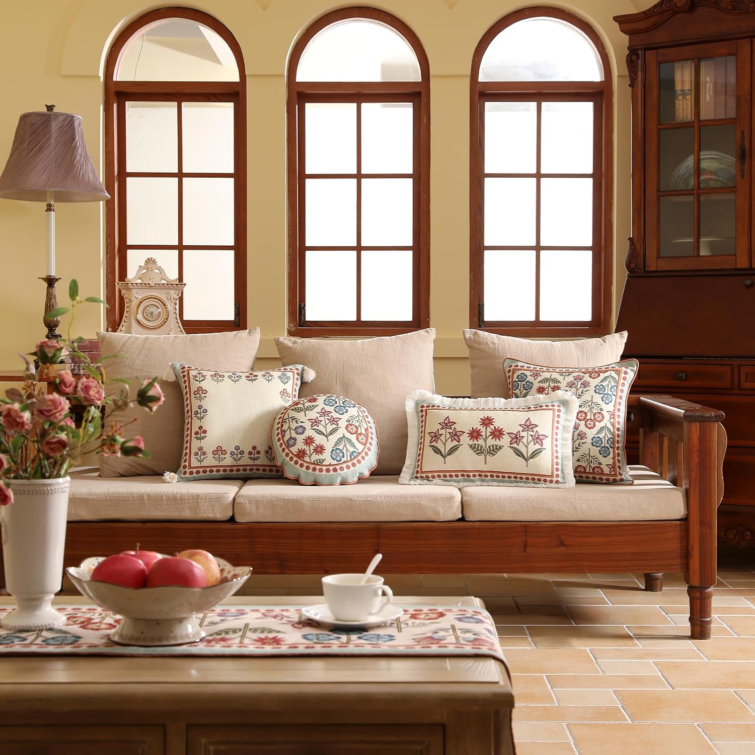 Blue Throw Pillow Covers Set of 2,Cottage Rustic Farmhouse with Wild Flowers Pattern Linen Pillowcases,Decorative Square Pillows Cushion Cover for Couch Sofa Bed Chair Car,18x18 Inches