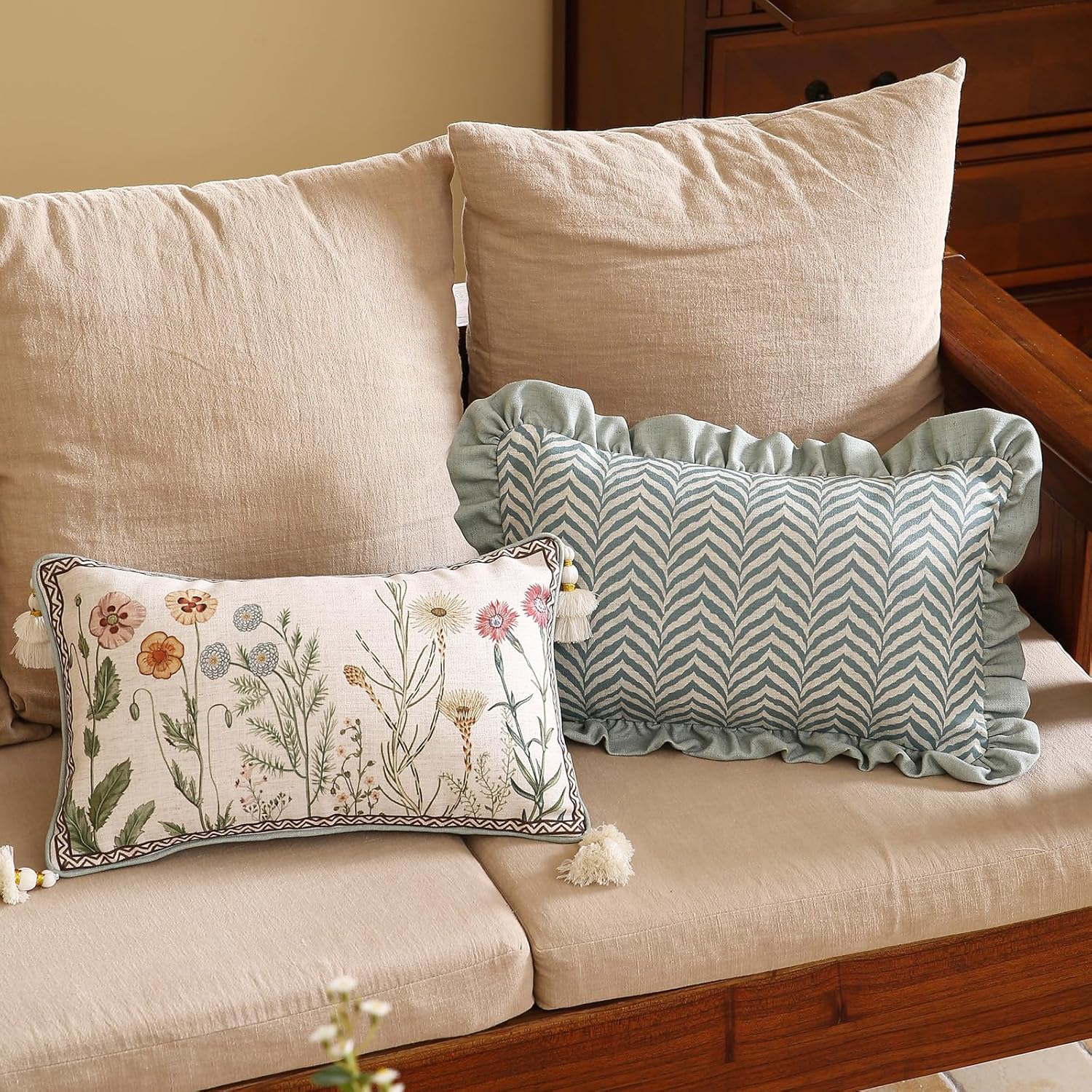 ISAENNE Design Linen Throw Pillow Covers 12"x20", Rectangle Minimalist Cushion Covers with Powder Blue Chevron Leaves Pattern Decoration Pillowcases for Bed,Living Room,Outdoor,Car