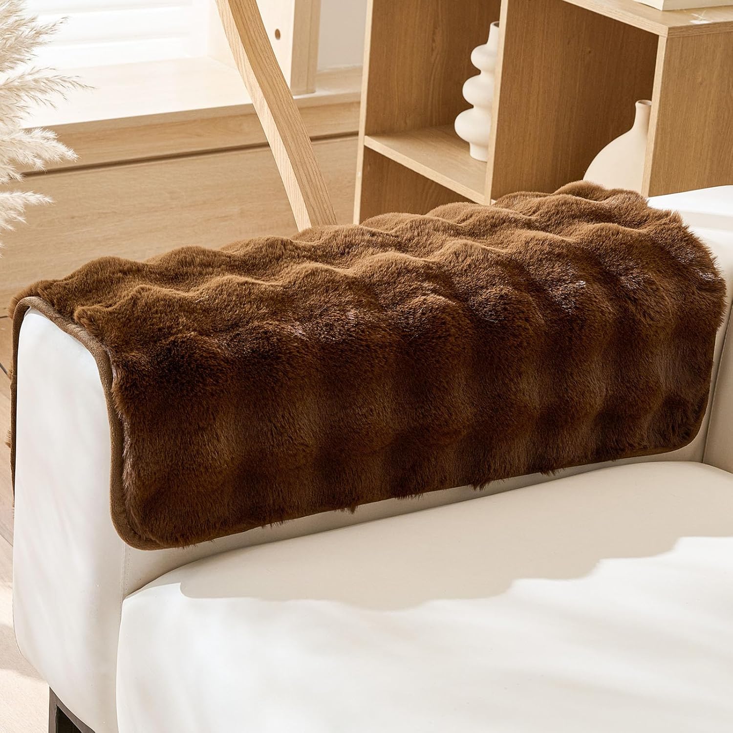 Faux Fur Armrest Cover Backrest Cover Fuzzy Plush Thick Bubble Sofa Cover Luxury Soft Cozy Couch Cover Anti-Slip Sofa Slipcover Washable Furniture Protector (Coffee,28"x28")