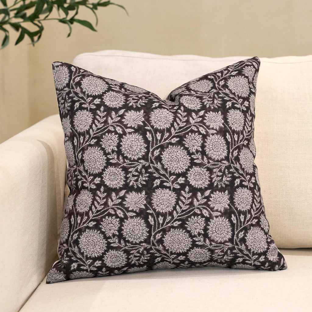 Amor Virisso Floral Throw Pillow Covers 18x18 Block Print Pillow Covers Vintage Neutral Couch Pillows for Living Room Farmhouse Decorative Accent Sofa Pillows, Black