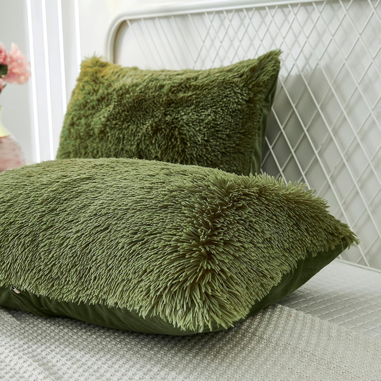 Uhamho Set of 2 Standard Pillowcases Faux Fur Throw Pillow Covers Queen Size Shams Soft Velvet Decorative Zipper Closure (Sage, 20"x26")