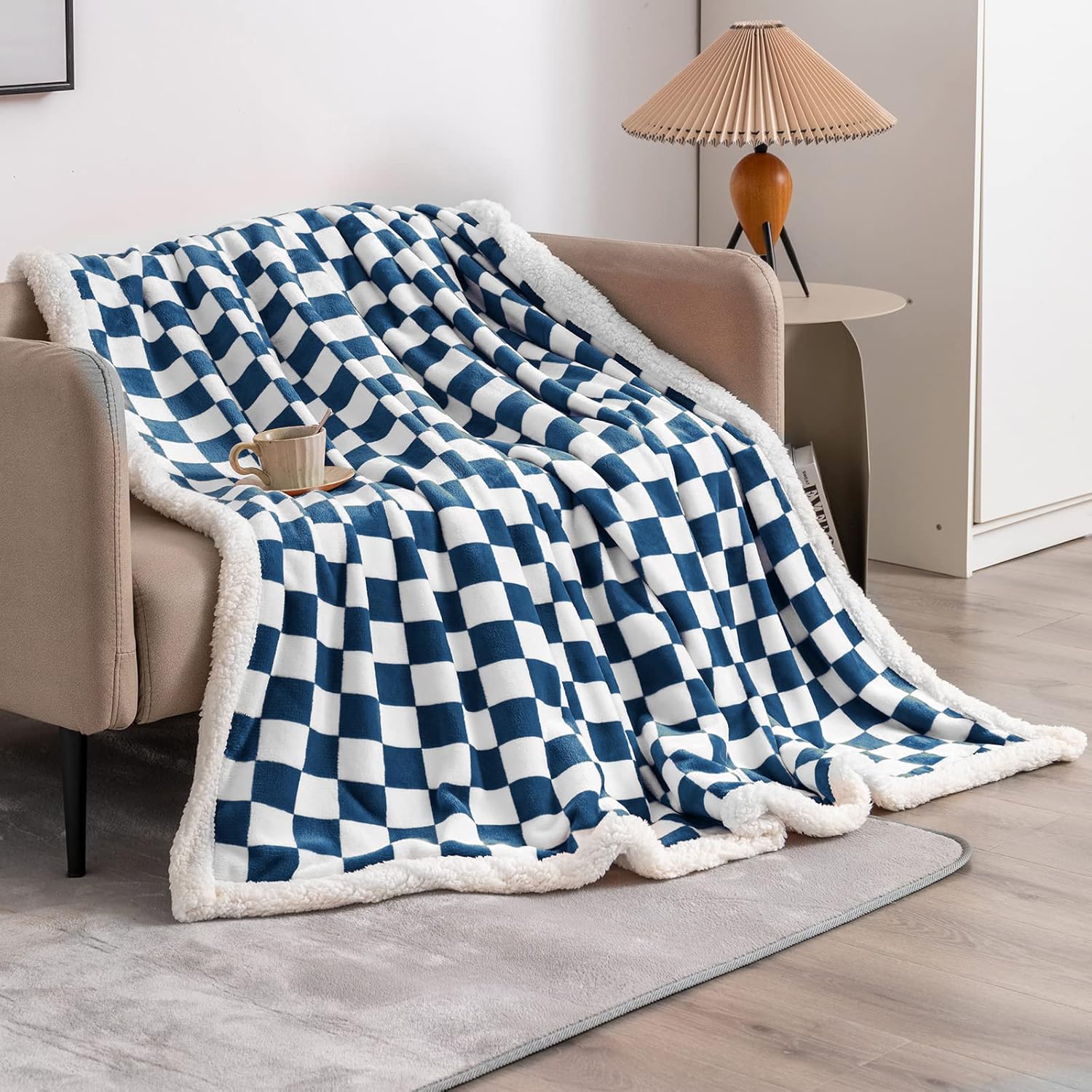 LOMAO Sherpa Throw Blanket Fleece Blanket with Checkered Pattern Soft Thick Blanket for Couch, Bed, Sofa Luxurious Warm and Cozy for All Seasons (Navy, 51"x63")
