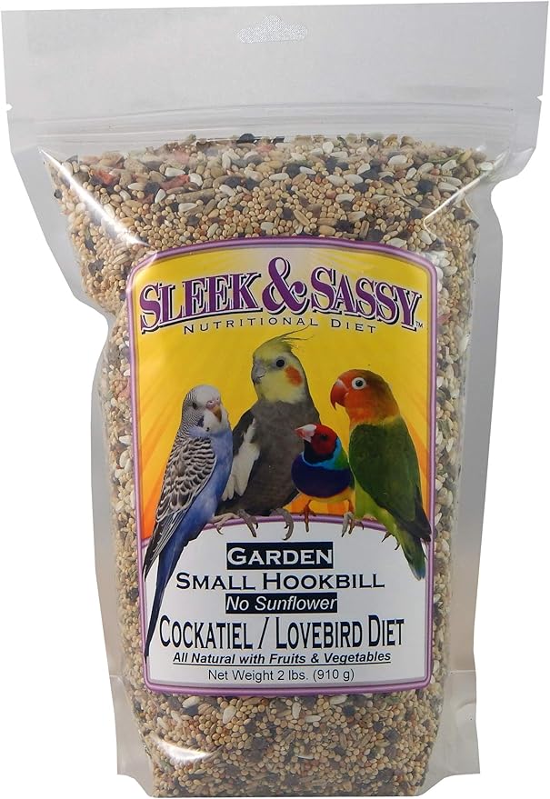 SLEEK & SASSY Garden Small Hookbill No Sunflower Bird Food for Lovebirds, Cockatiels, Quaker Parrots & Small Conures (2 lbs.)