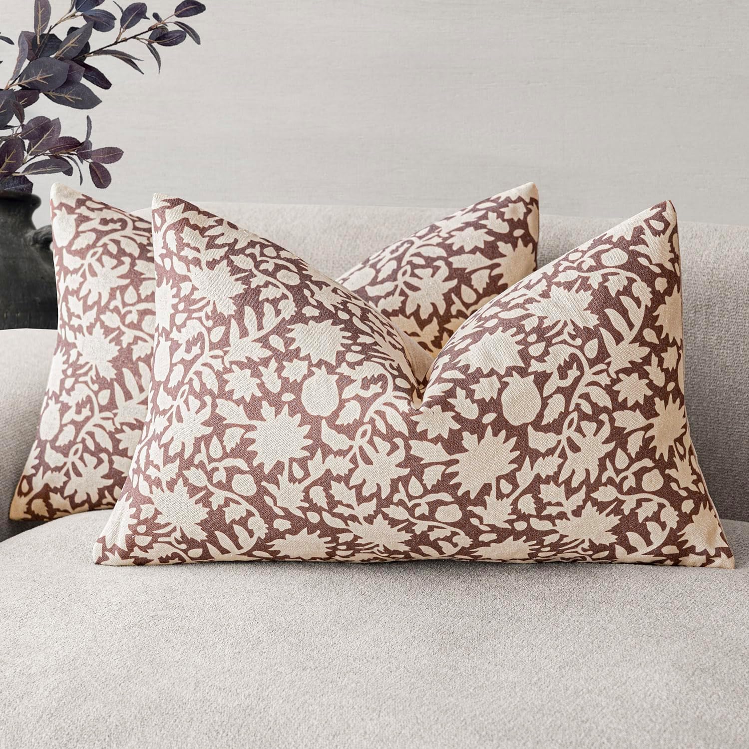 Foindtower Set of 2 Decorative Neutral Floral Throw Pillow Covers Accent Farmhouse Cushion Covers Boho Lumbar Pillowcase for Couch Sofa Bedroom Living Room Home Decor,12×20 Inch,Wine Red