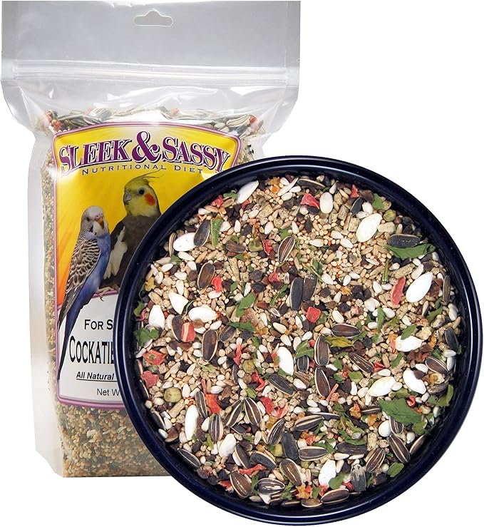SLEEK & SASSY Small Hookbill Bird Treat for Lovebirds, Cockatiels, Quaker Parrots & Small Conures (2 lbs.)