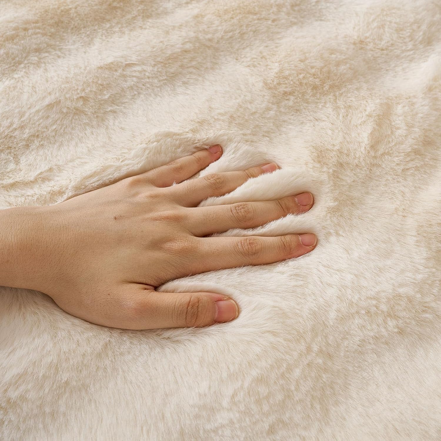 Faux Fur Decorative Throw Pillow Cover Plush Thick Bubble Pillow Covers Luxury Soft Cozy Accent Pillowcase for Spring Sofa Living Room Couch Bed (Ivory,18"x18")