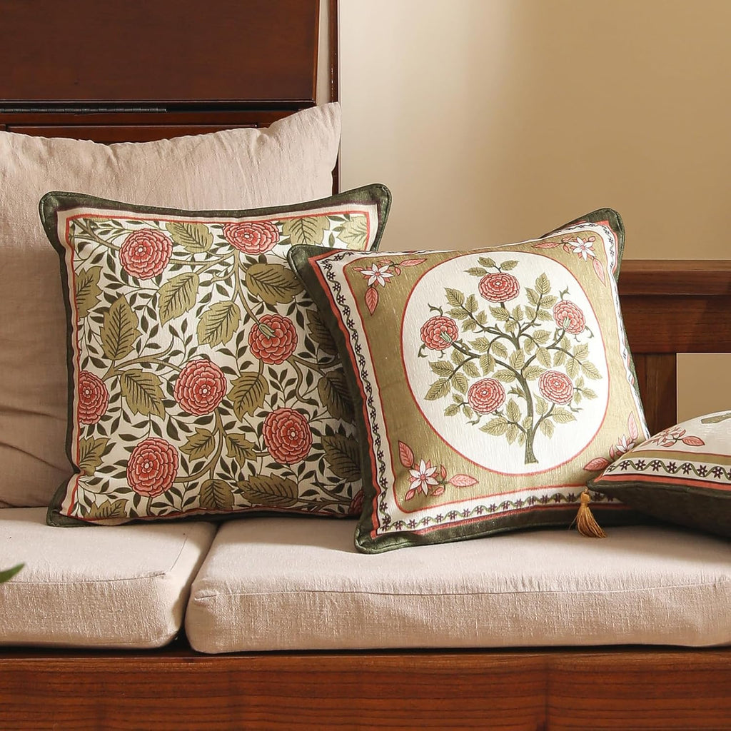 Square Throw Pillow Covers,Brown Cozy Velvet Farmhouse with Daisy and Leaves Floral Pattern Pillowcases,Decoration Pillows Cushion Covers for Couch Sofa Bed Car Chair,18"x18"