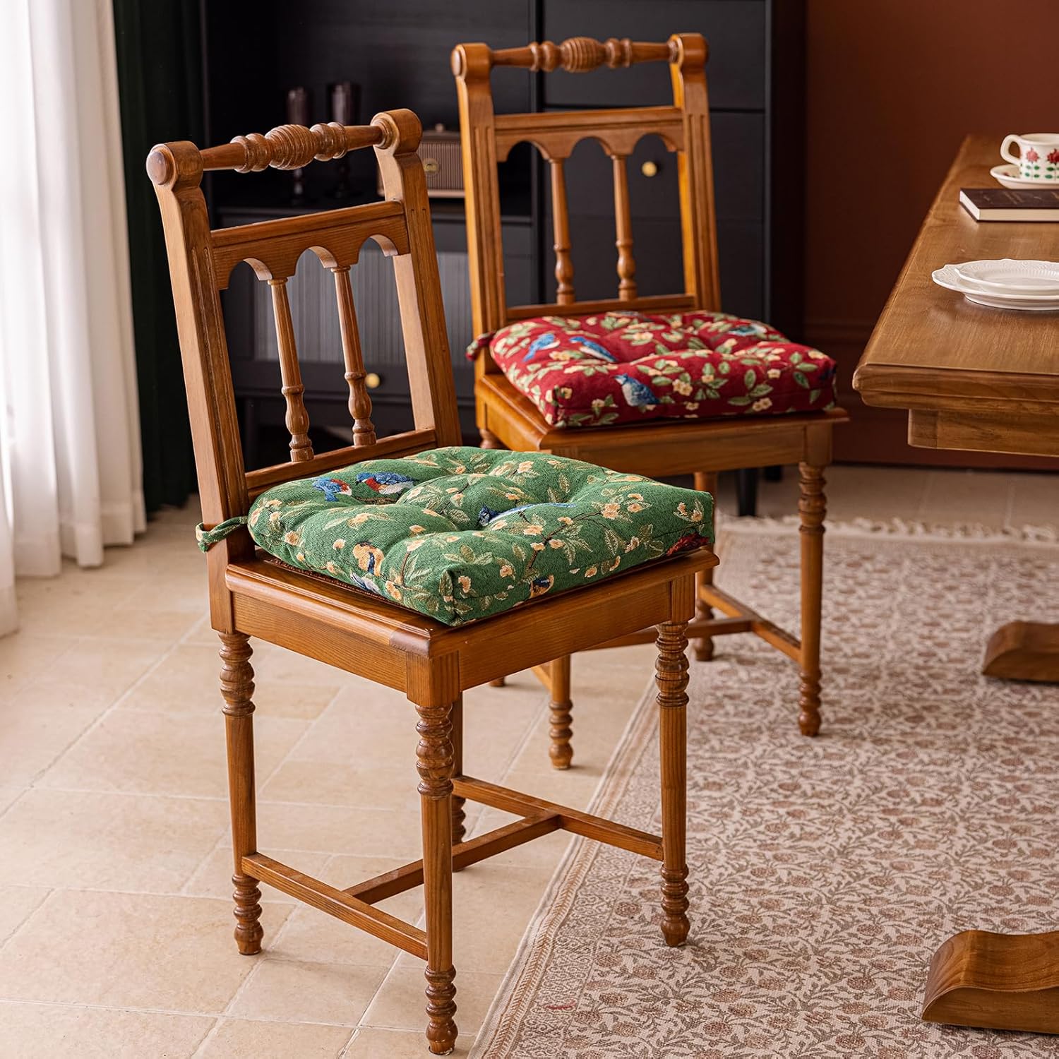 vctops Farmhouse Bird Print Chair Cushions with Ties U-Shaped Soft Comfortable Chair Pads Non Slip Seat Cushions for Indoor Dining Room and Kitchen Chairs (Red,16"x16")