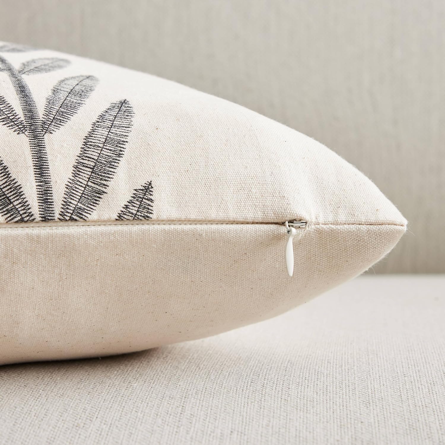 100% Cotton Farmhouse Leaves Throw Pillow Covers Set of 2, 18x18 Inch Black Pastoral Decorative Print Cushion Covers for Sofa Bed Living Room Home Decor